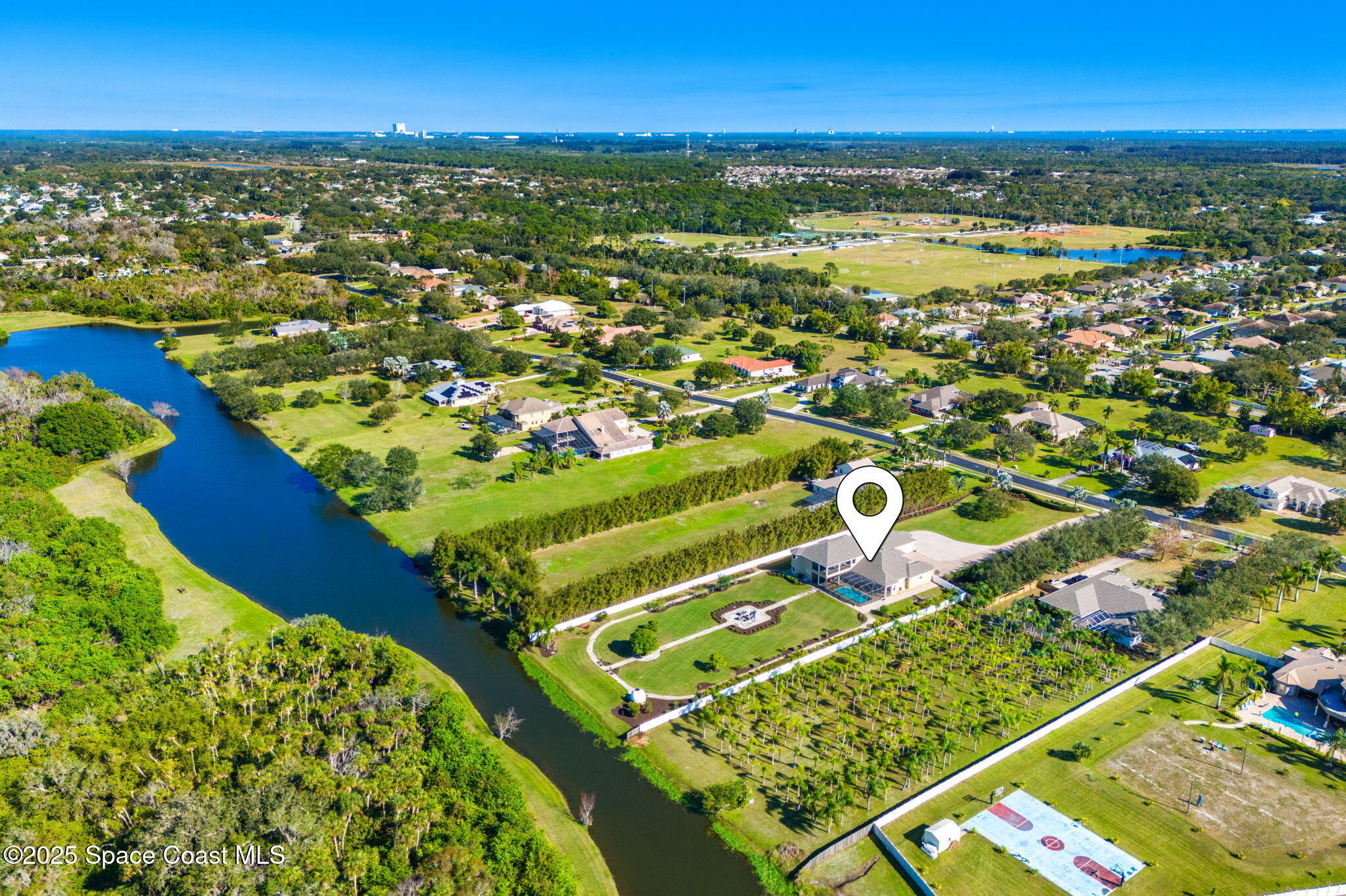 4022 Tradewinds Trail