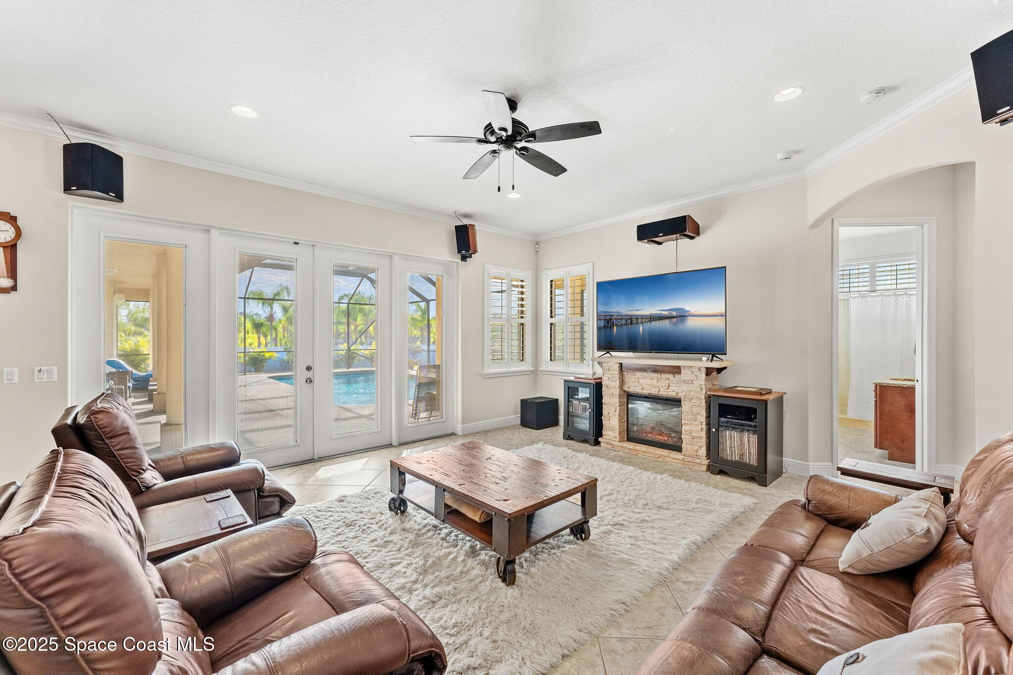 4022 Tradewinds Trail