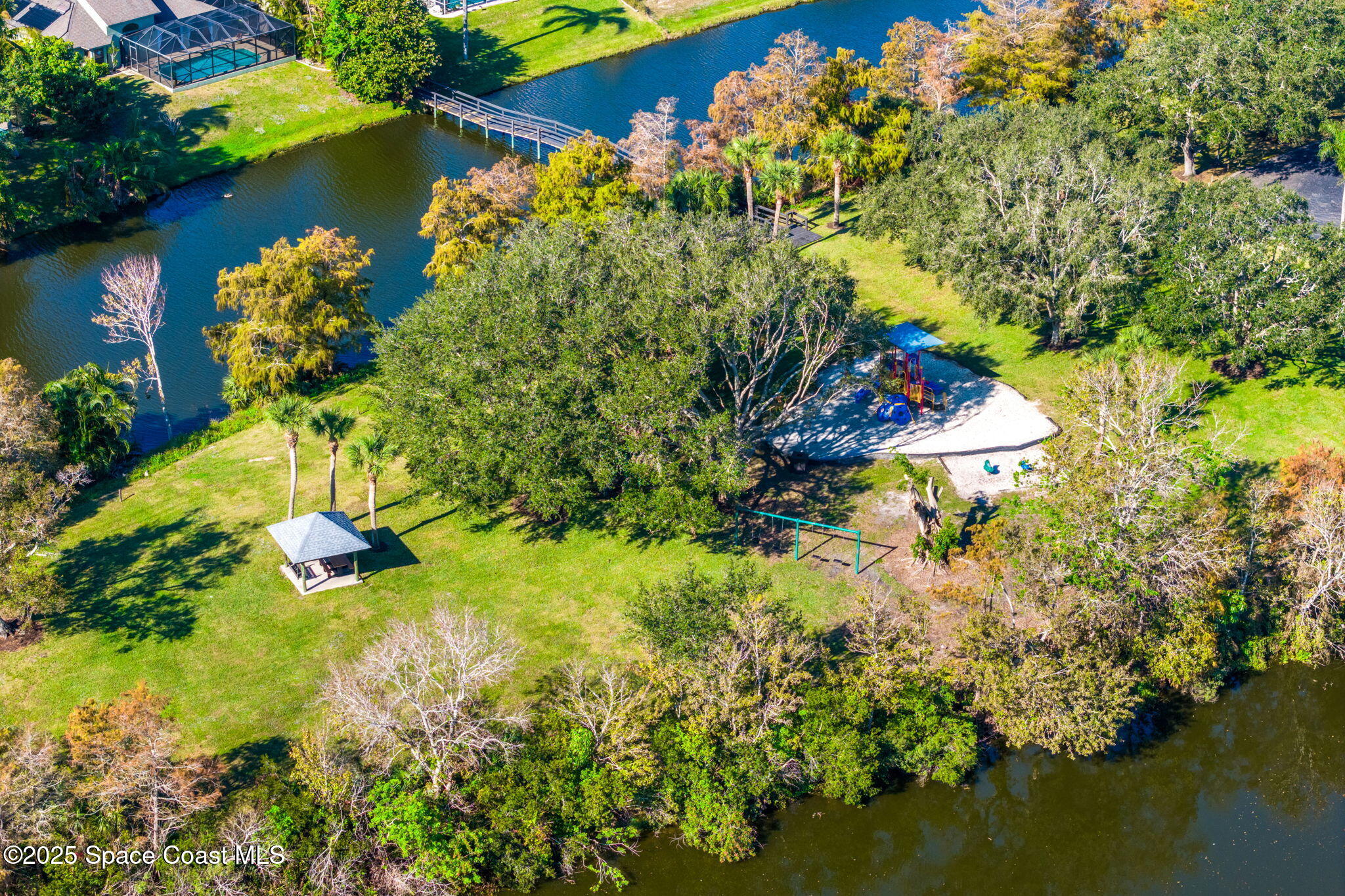 4022 Tradewinds Trail