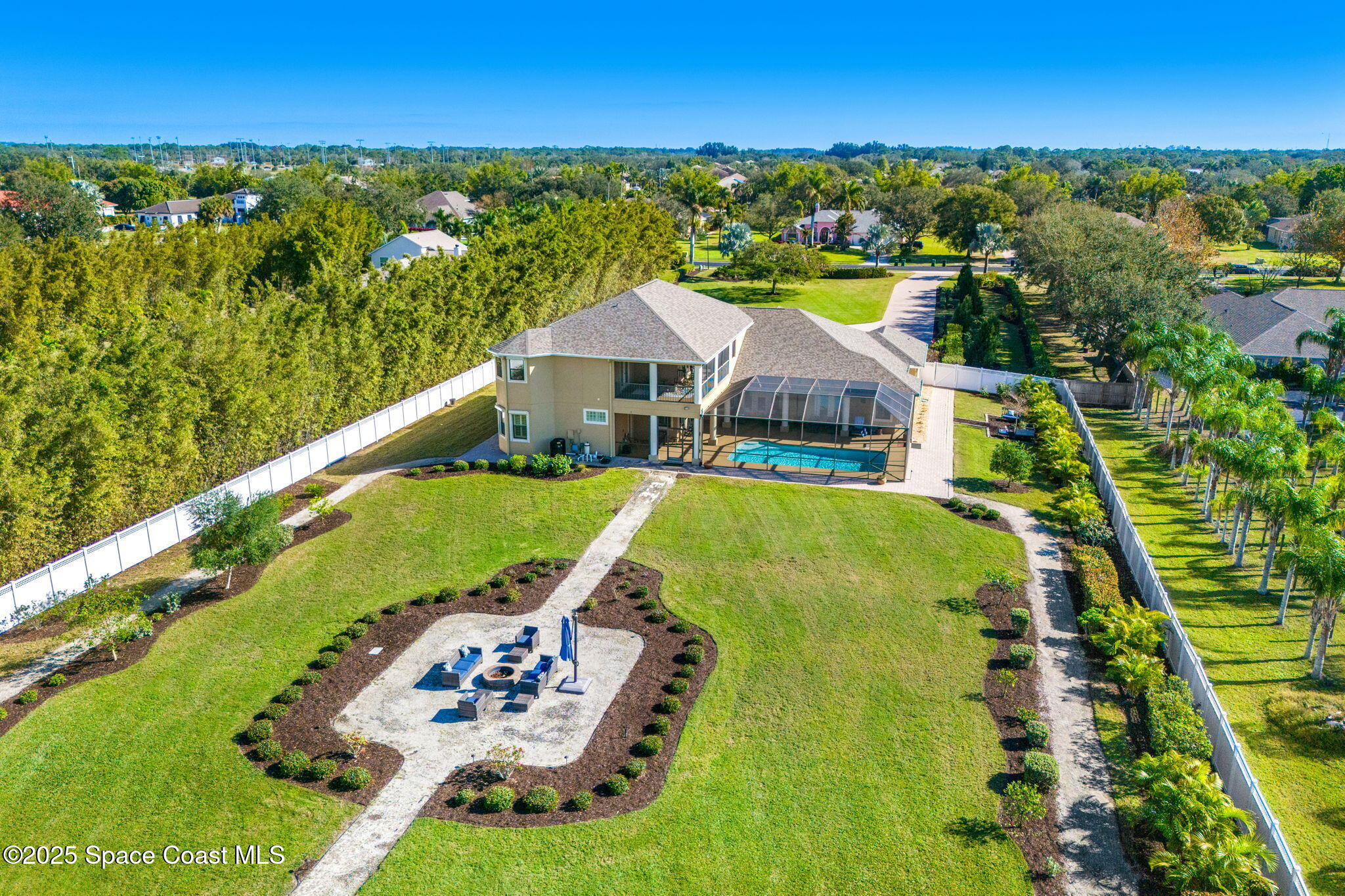 4022 Tradewinds Trail