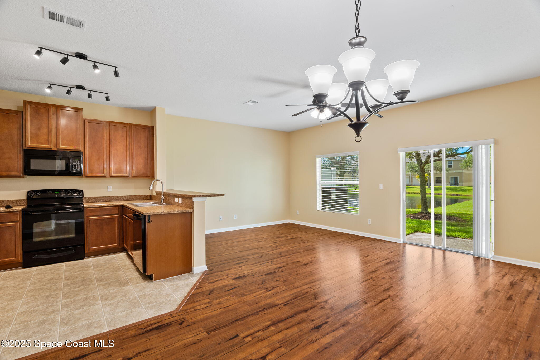 2775 Revolution Street, 104