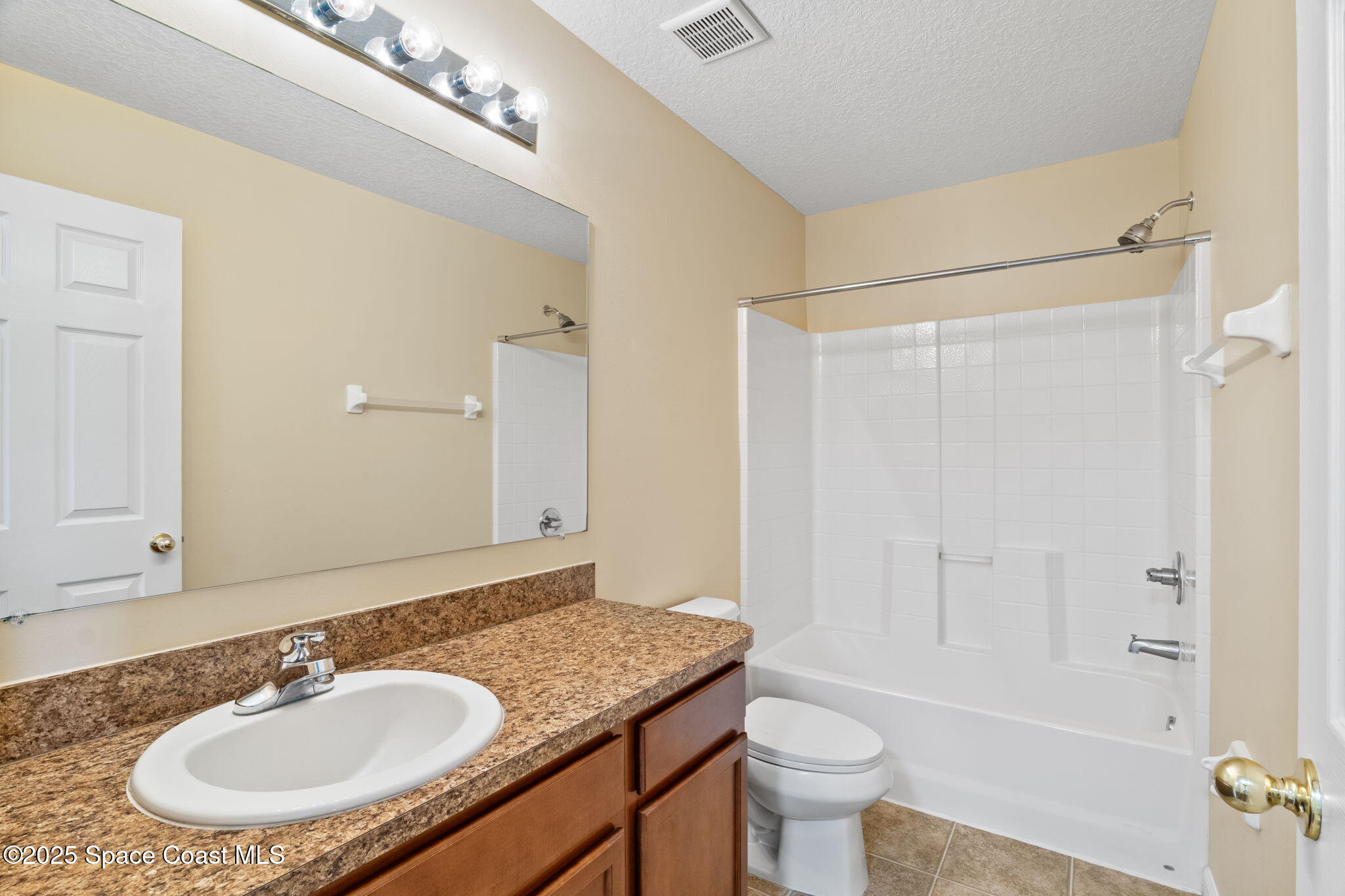 2775 Revolution Street, 104