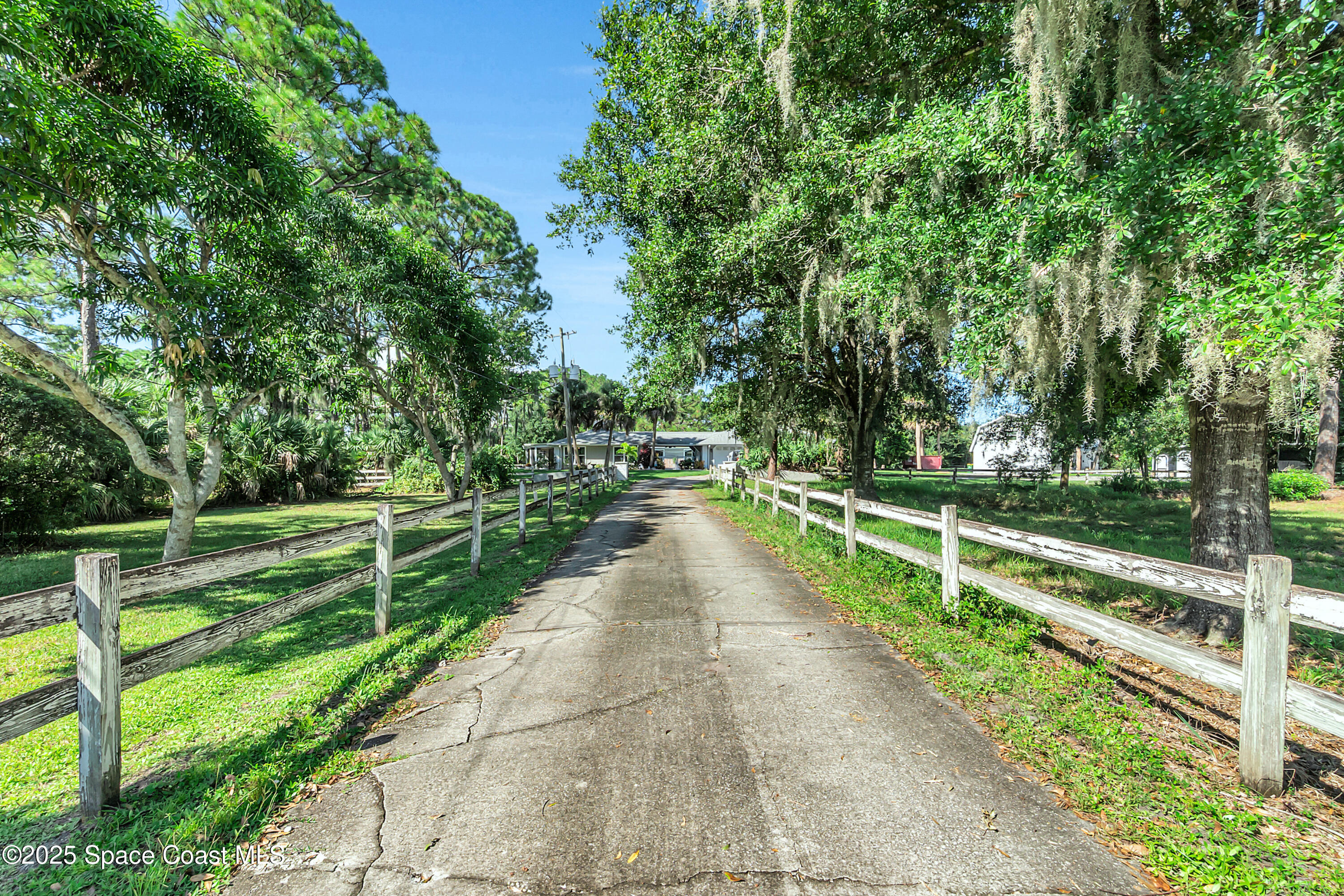 510 Chase Hammock Road