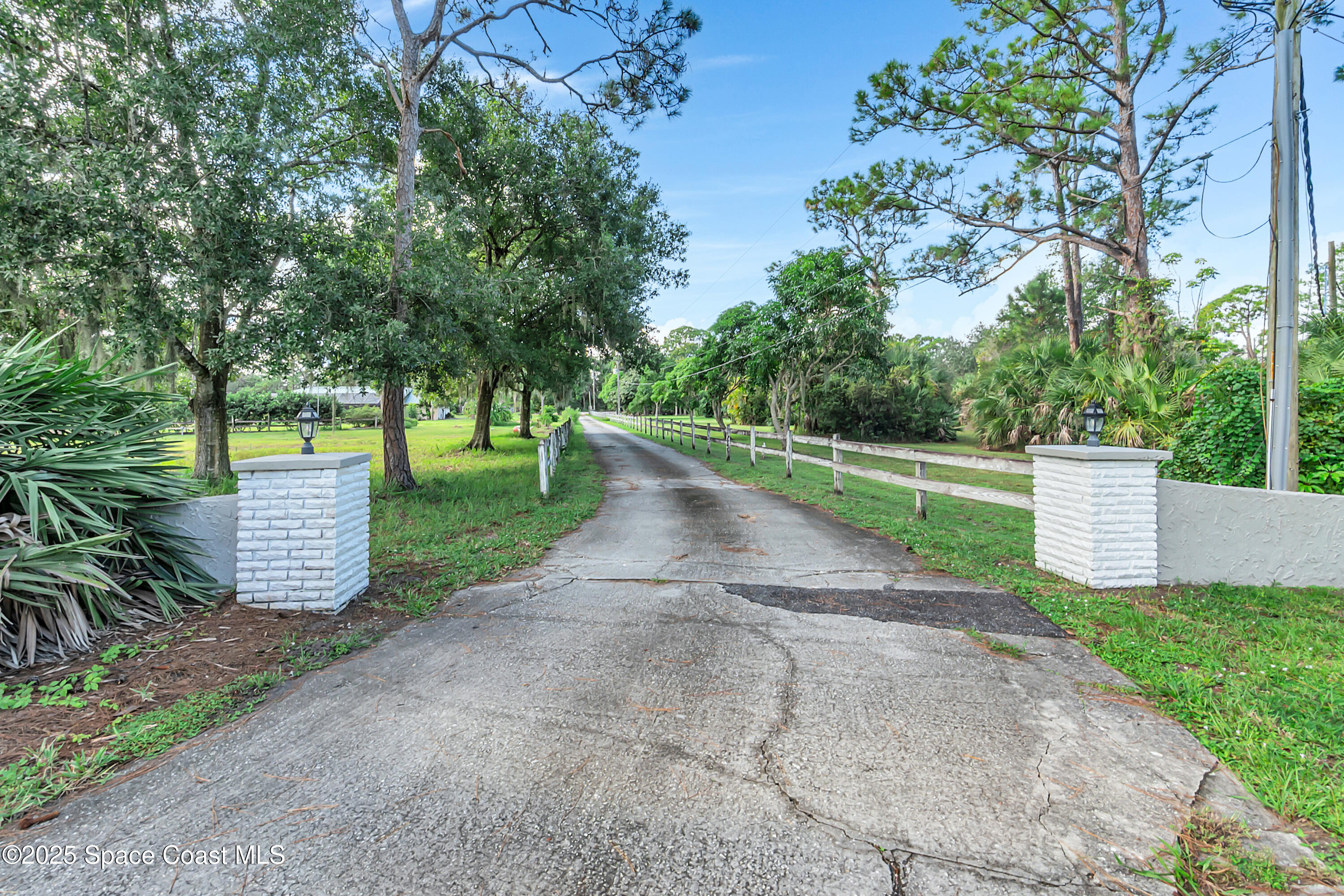 510 Chase Hammock Road