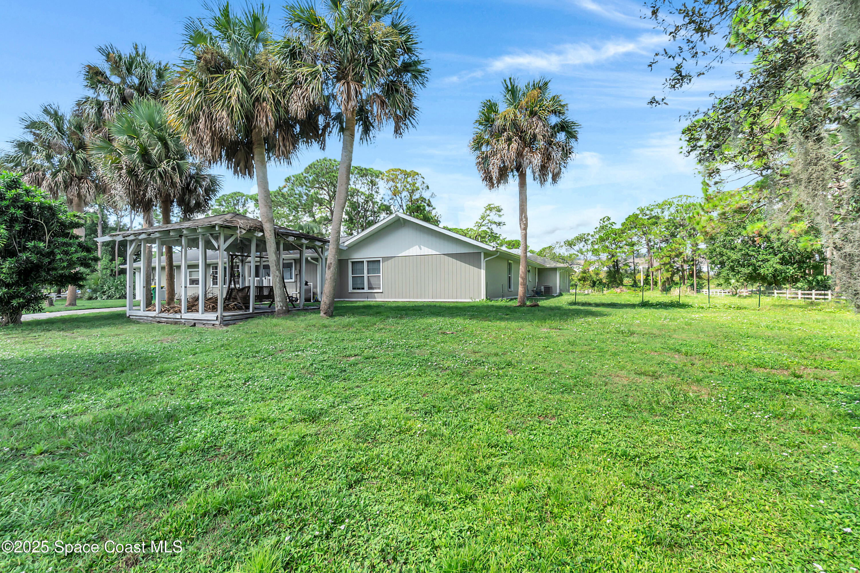 510 Chase Hammock Road