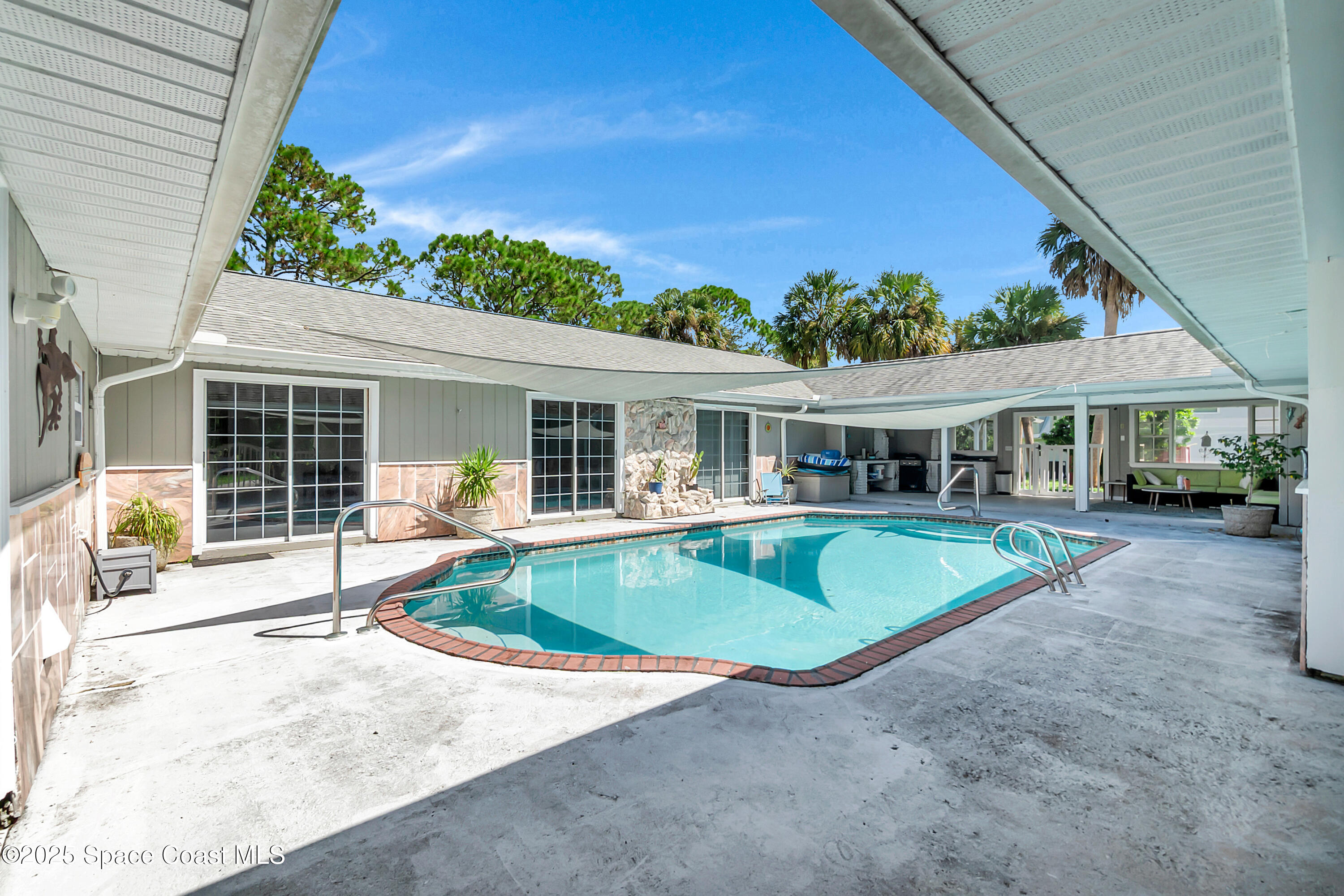 510 Chase Hammock Road