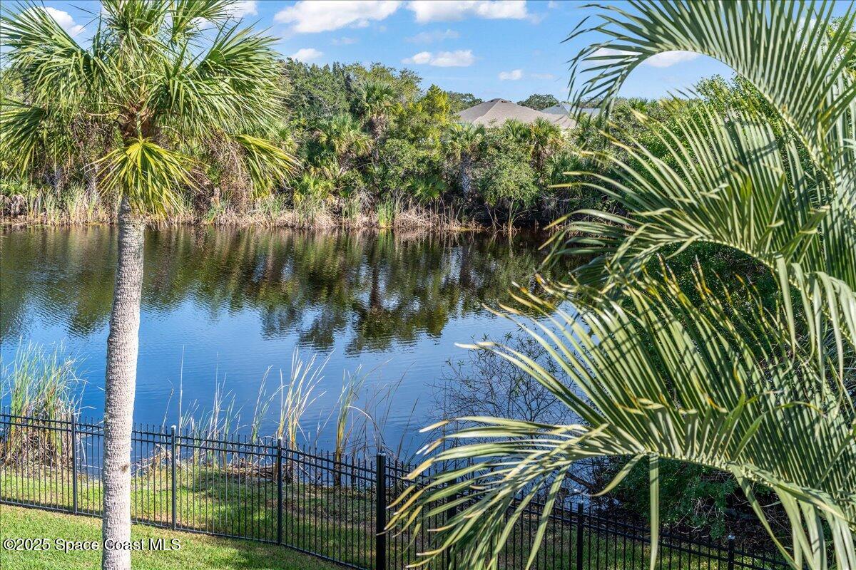 5423 Winding Way