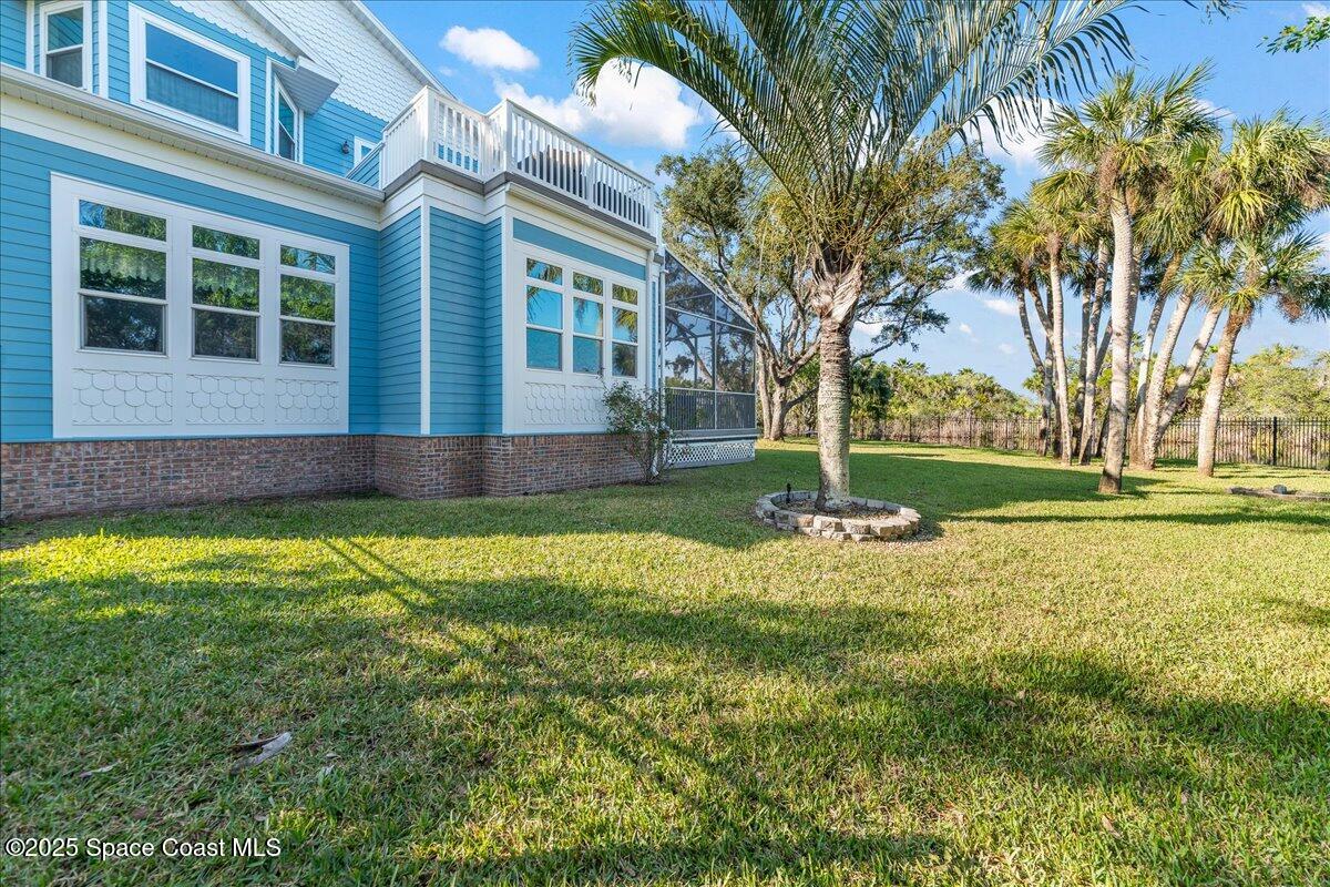 5423 Winding Way