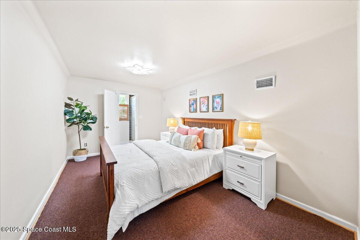 5423 Winding Way