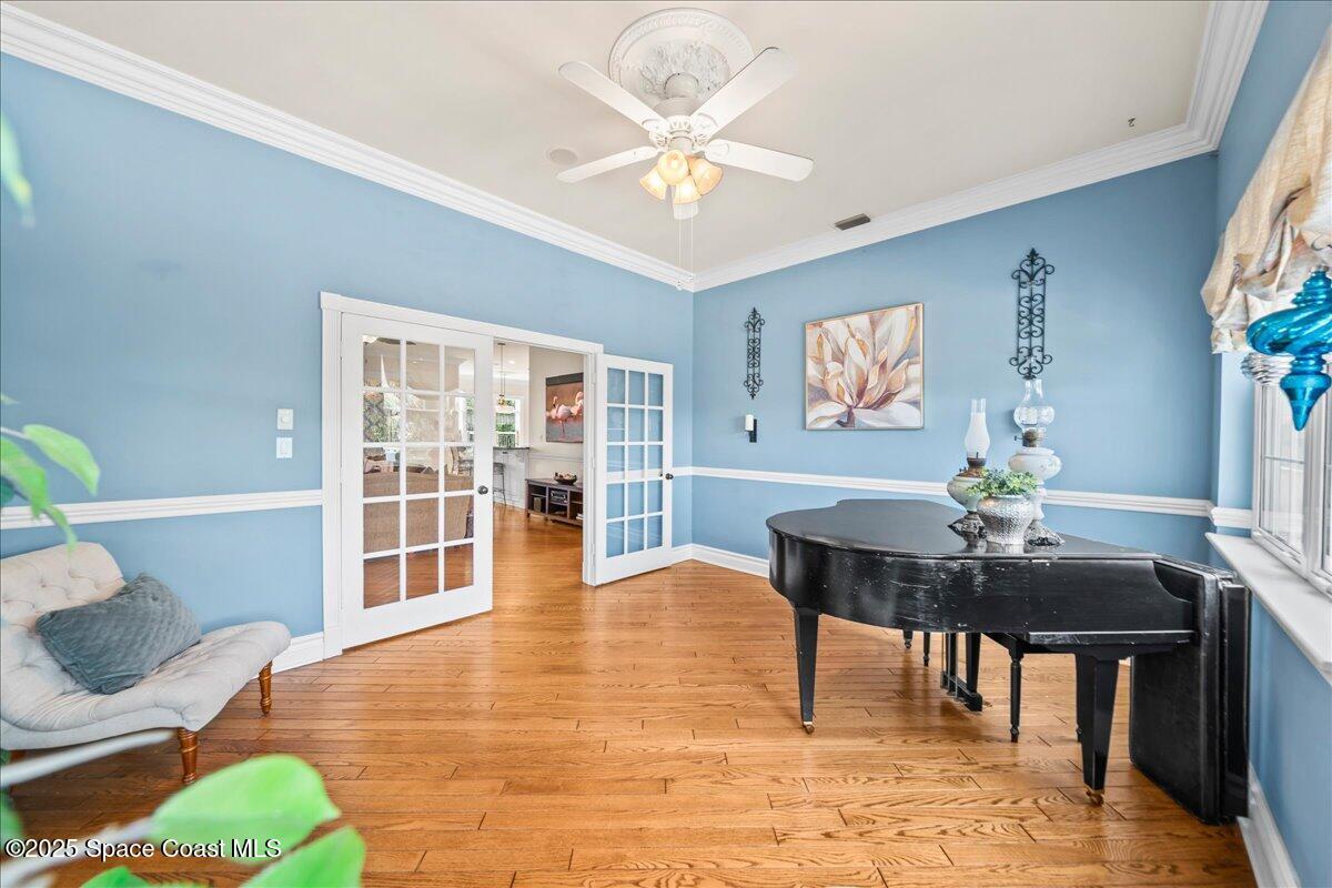 5423 Winding Way