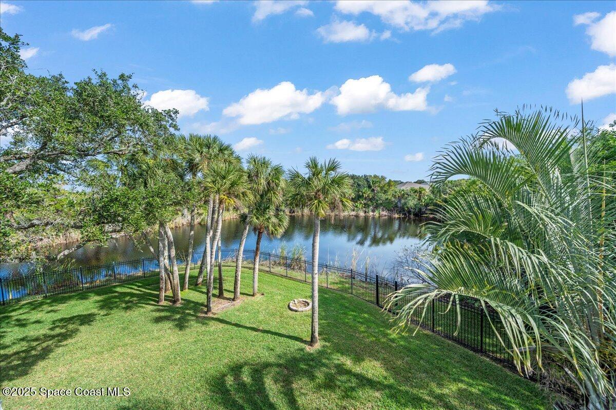 5423 Winding Way
