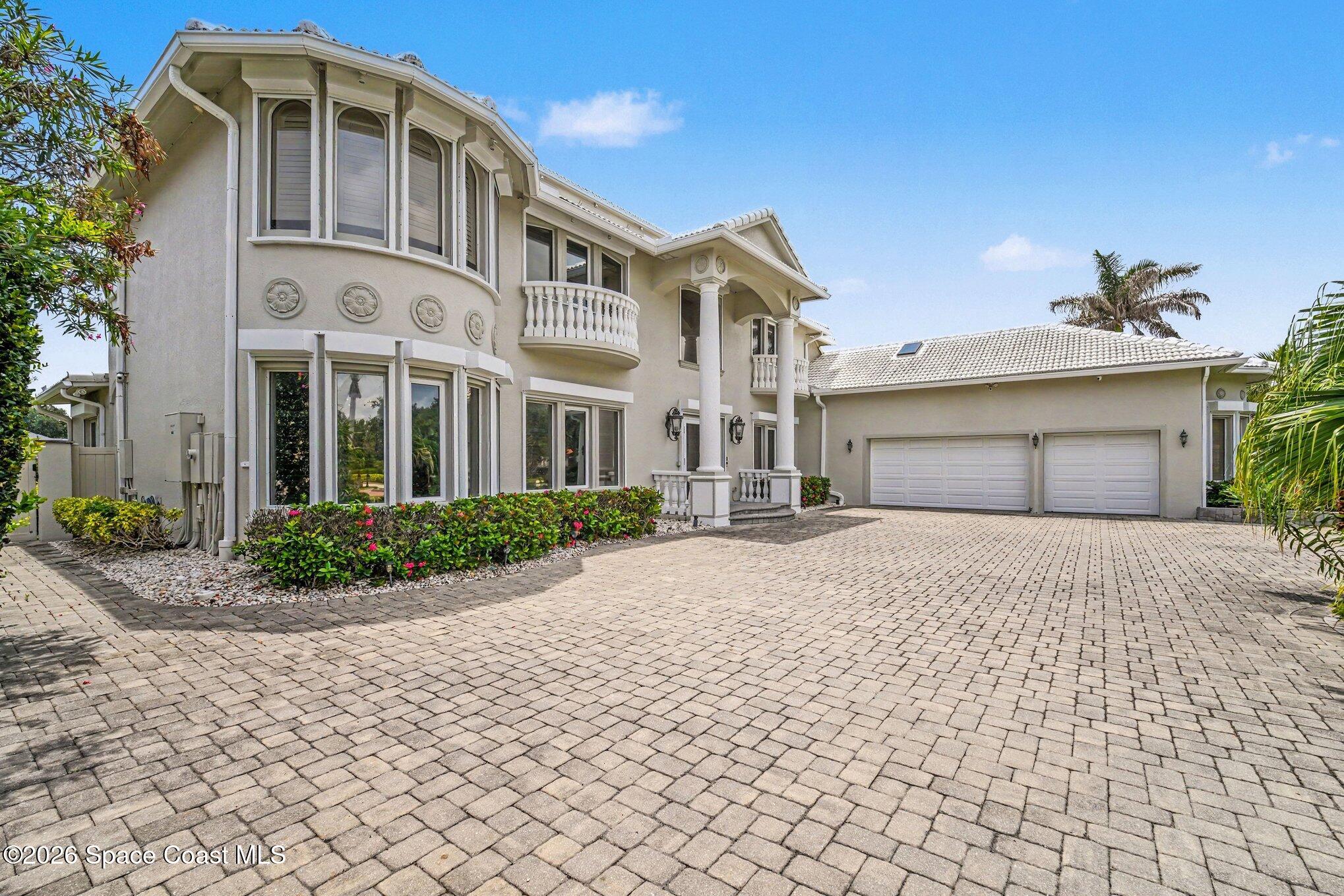 120 Lansing Island Drive