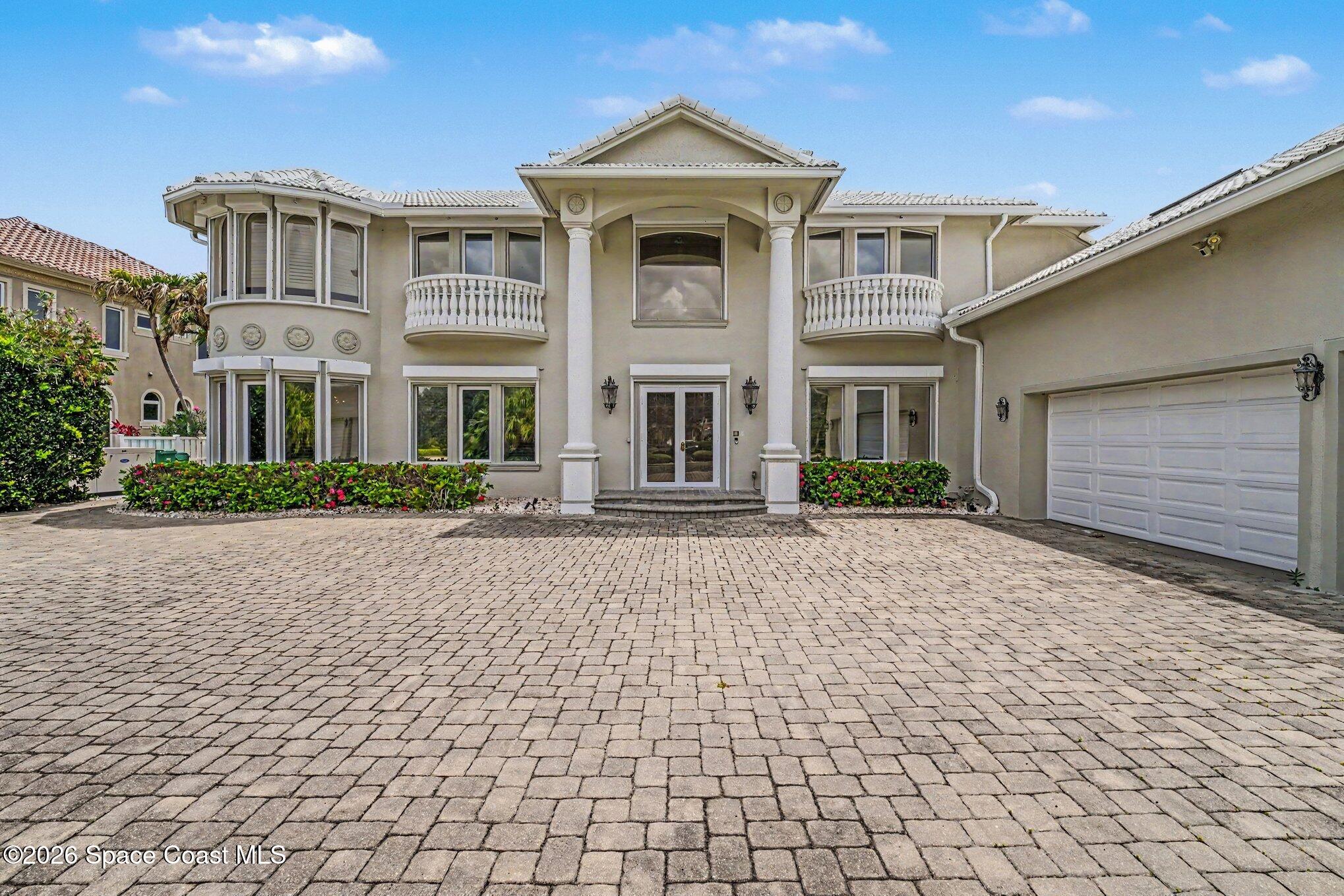 120 Lansing Island Drive