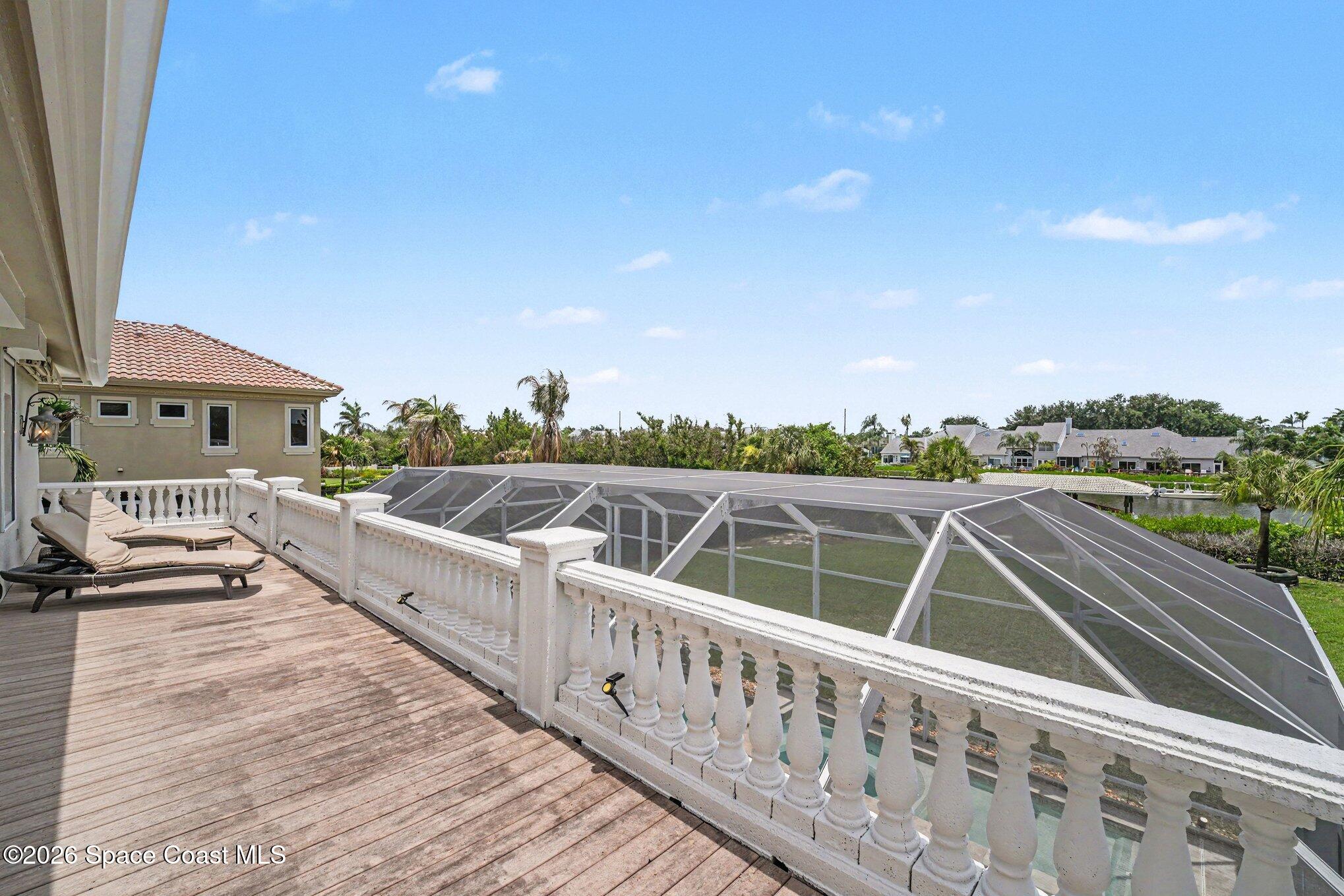 120 Lansing Island Drive