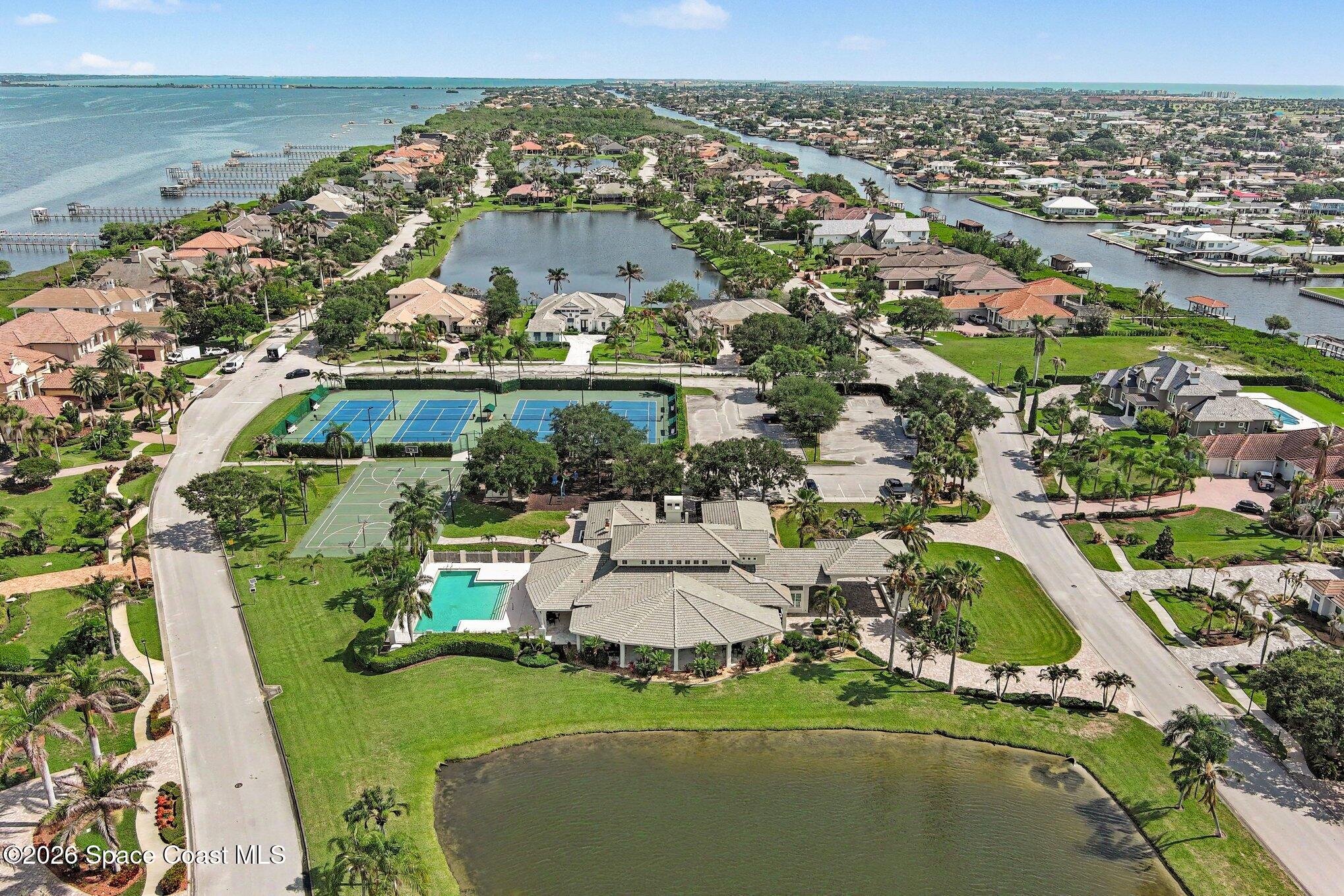 120 Lansing Island Drive
