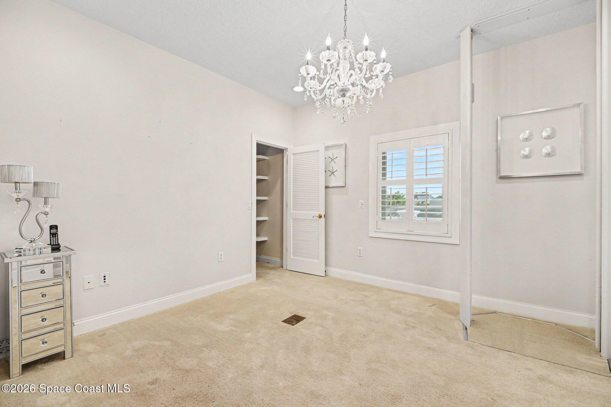 120 Lansing Island Drive