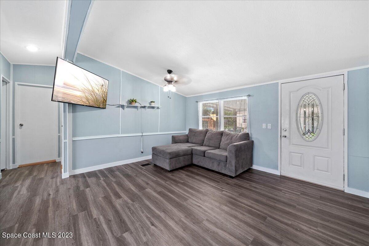 4818 Lake Superior Drive