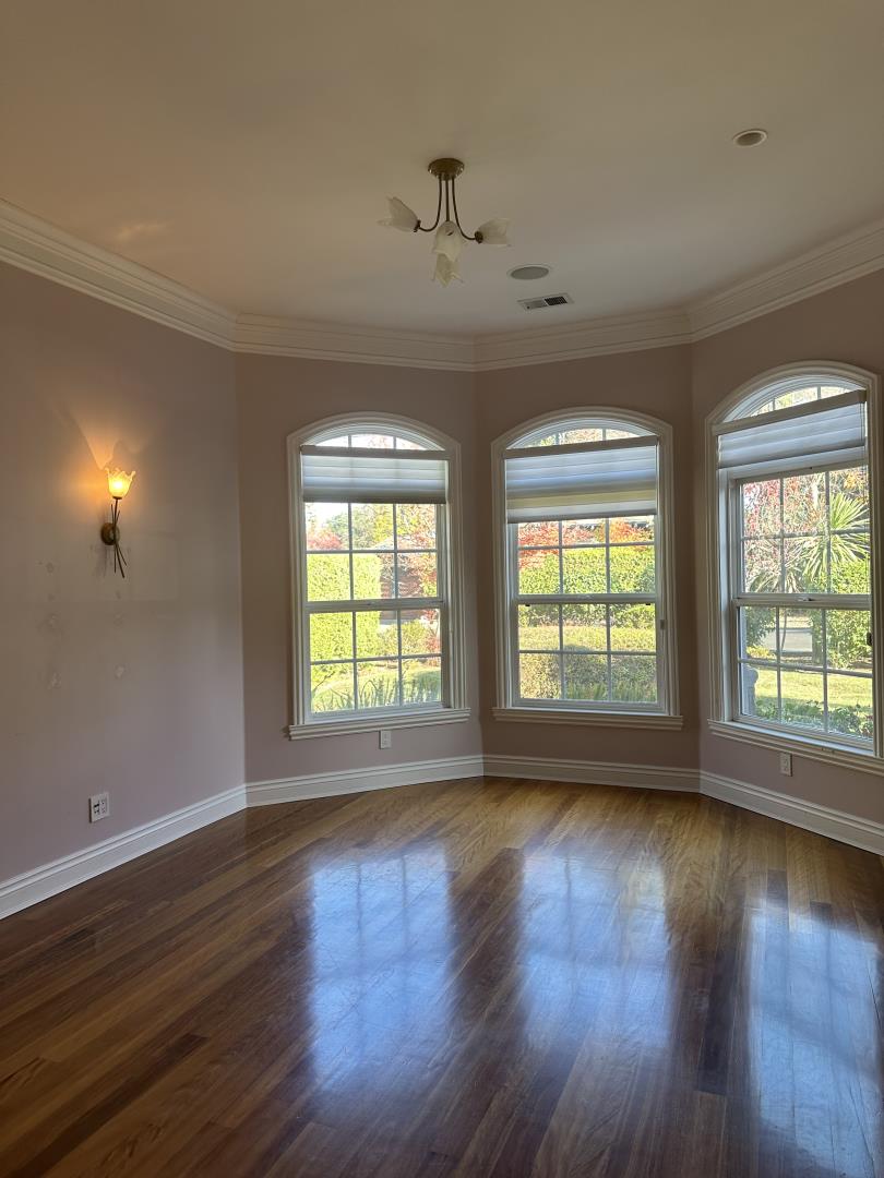54 View ST