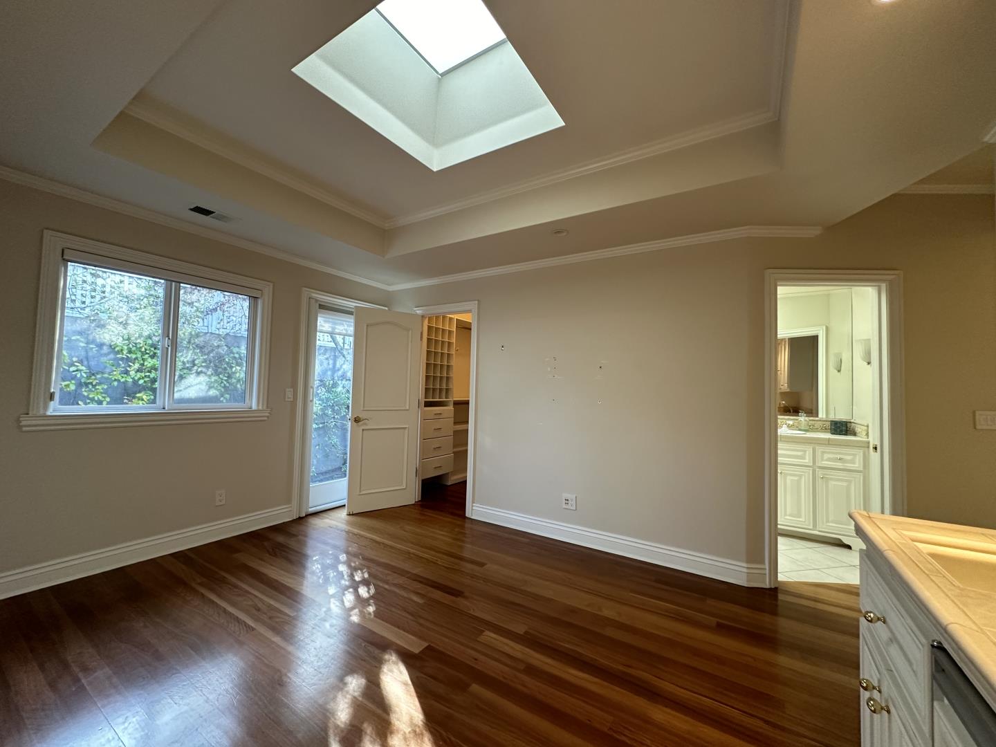 54 View ST