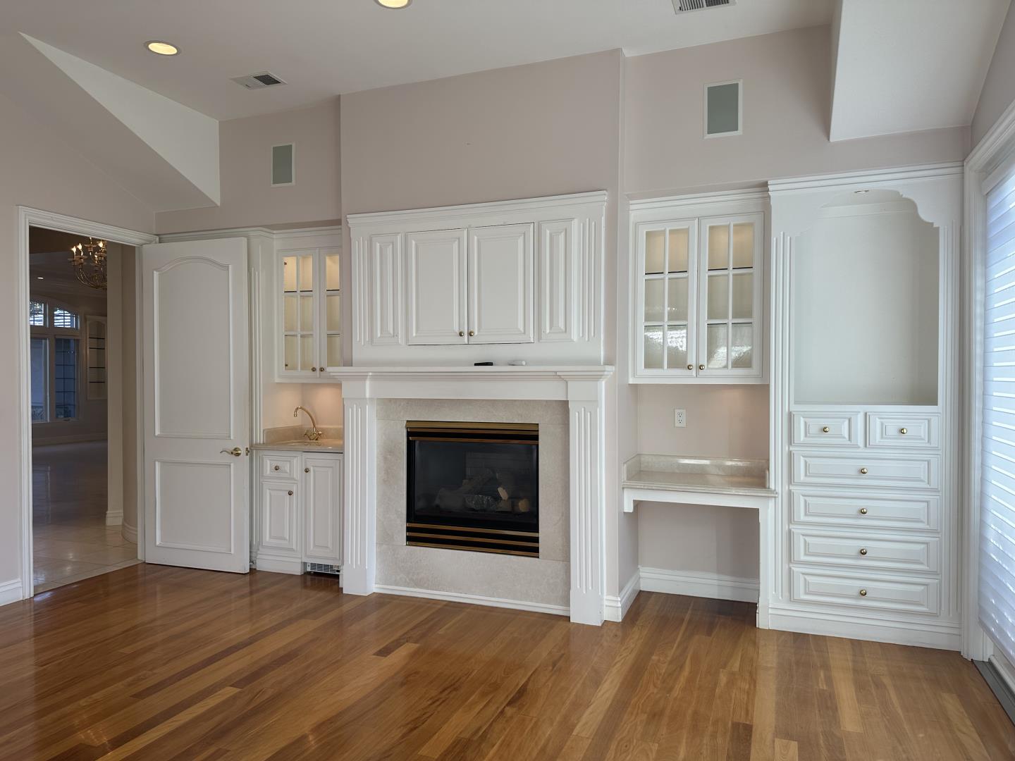 54 View ST
