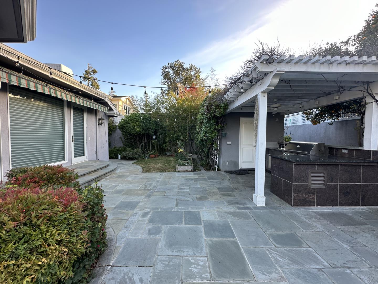 54 View ST