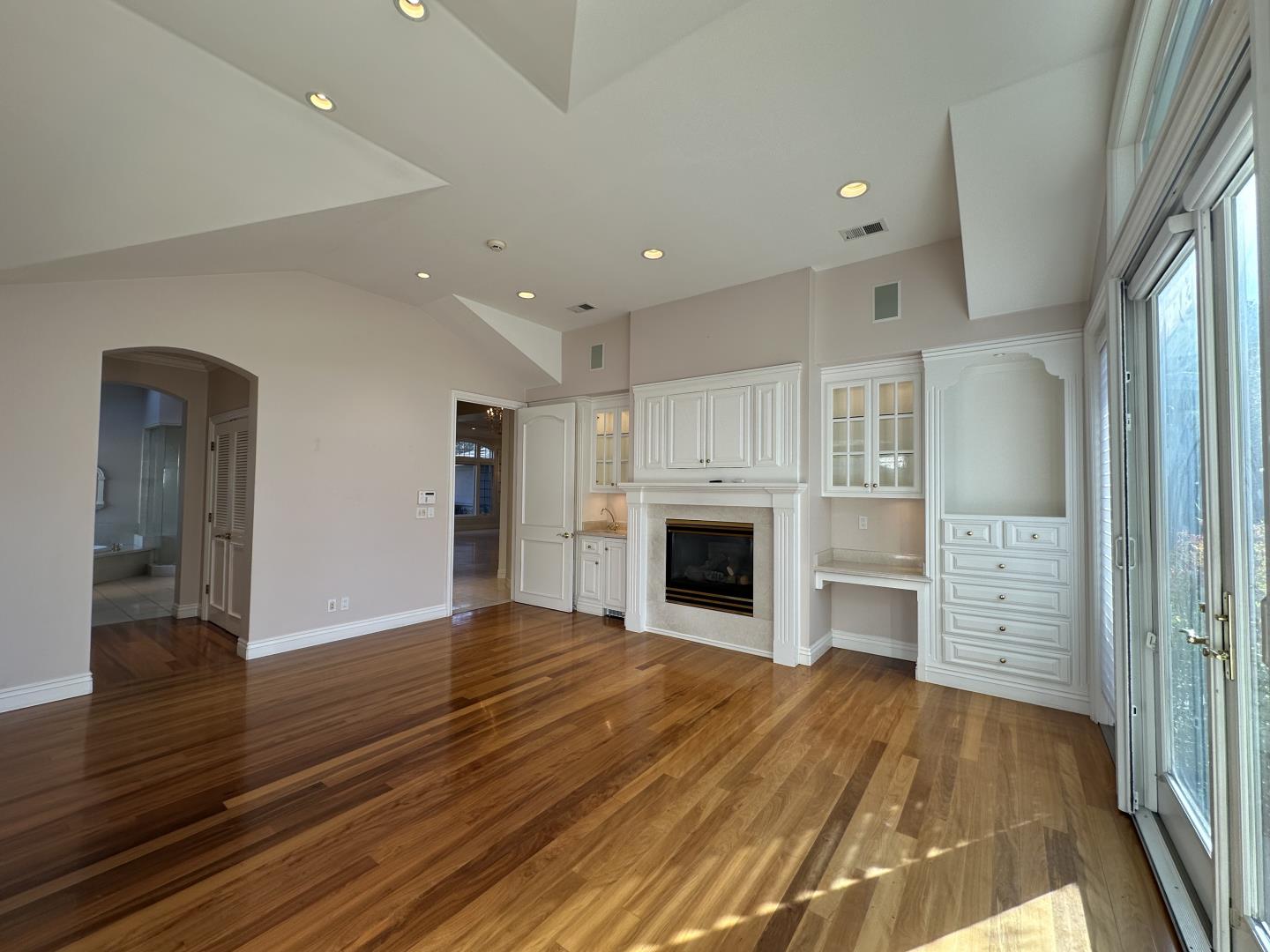 54 View ST