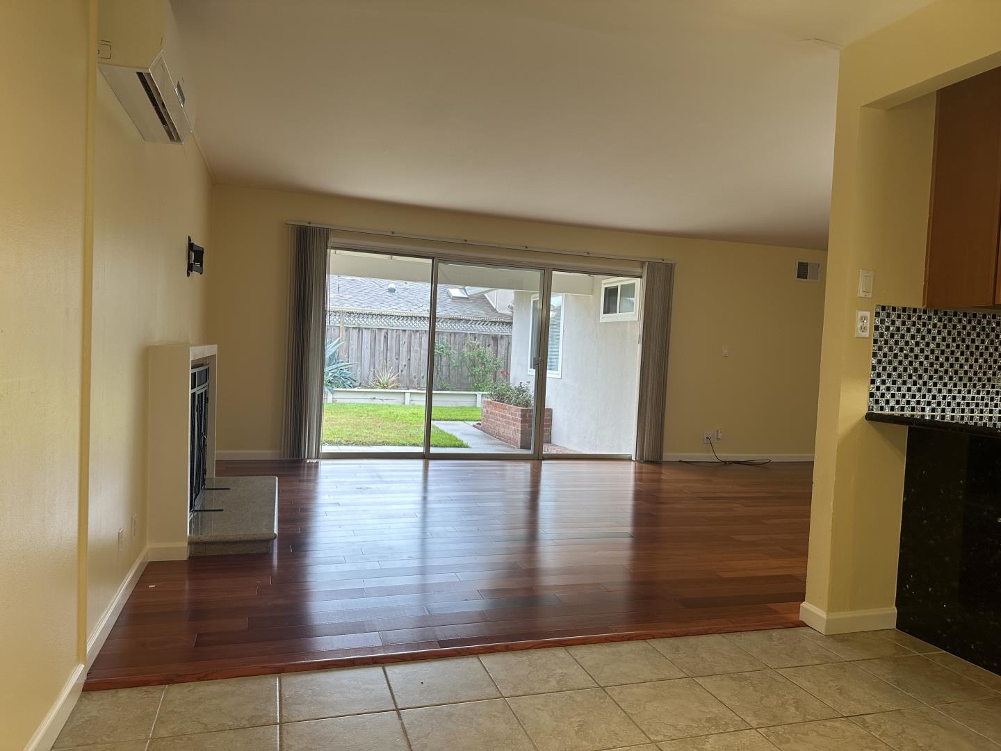 1934 Foxworthy AVE