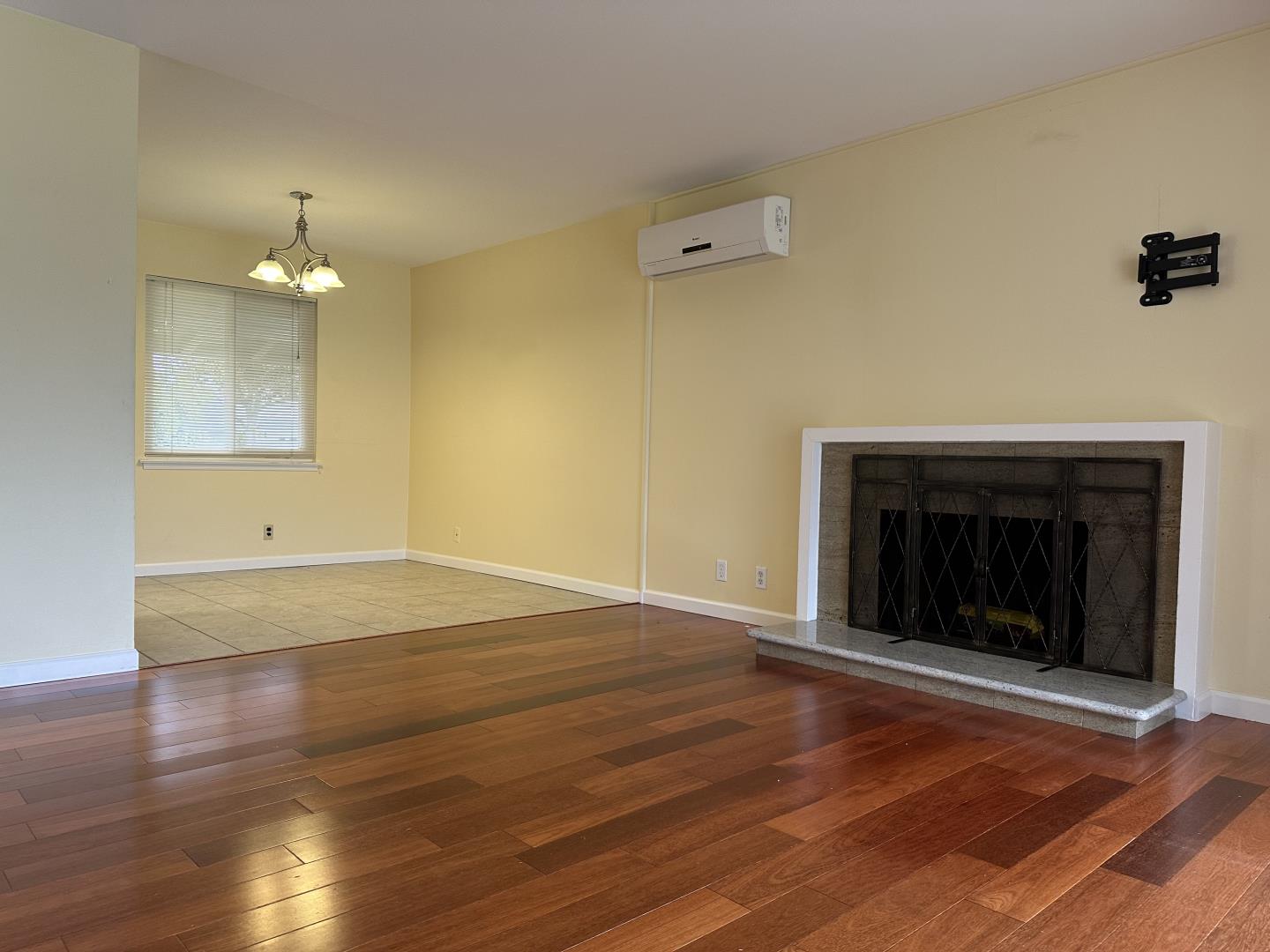 1934 Foxworthy AVE