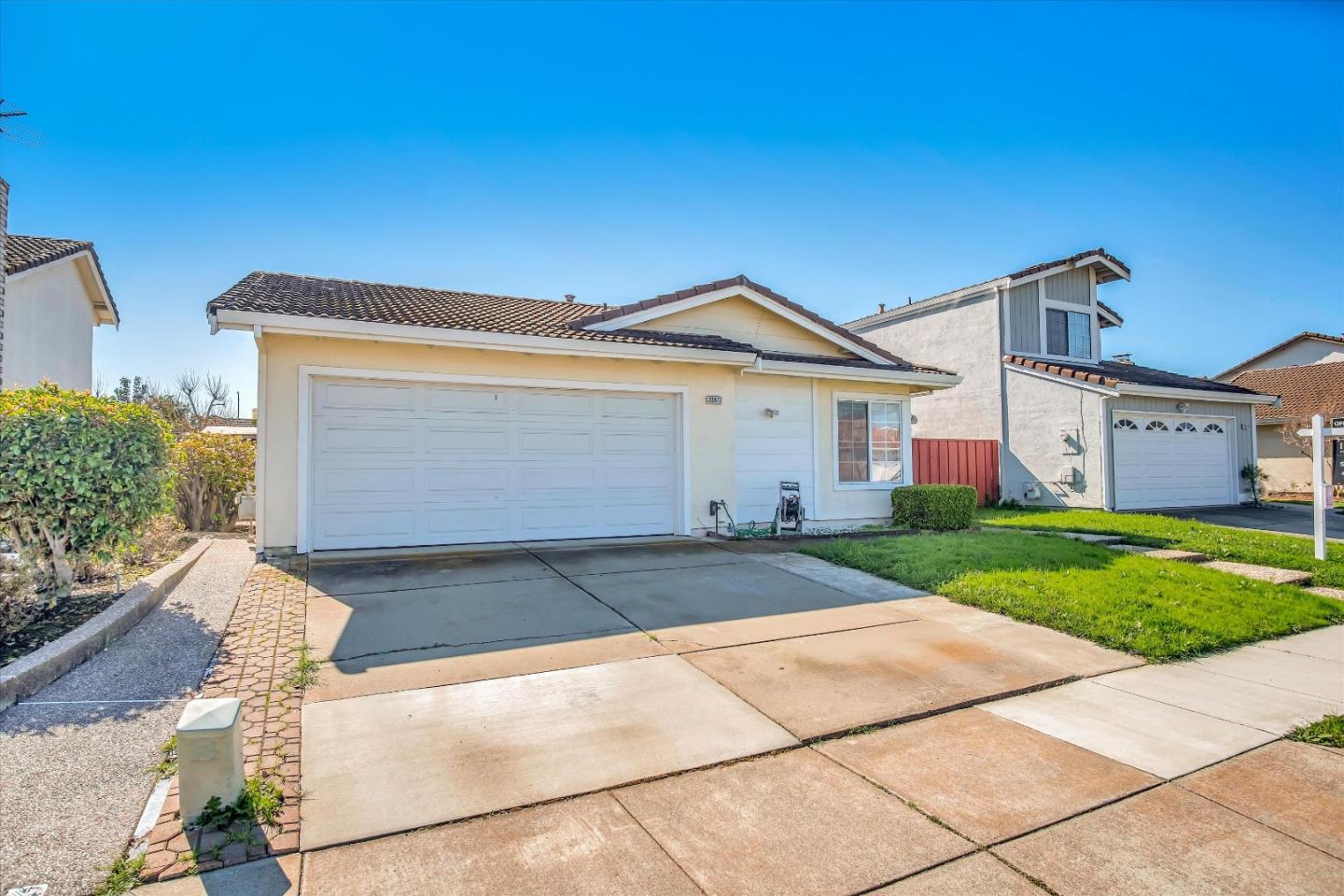 33872 Capulet CIR