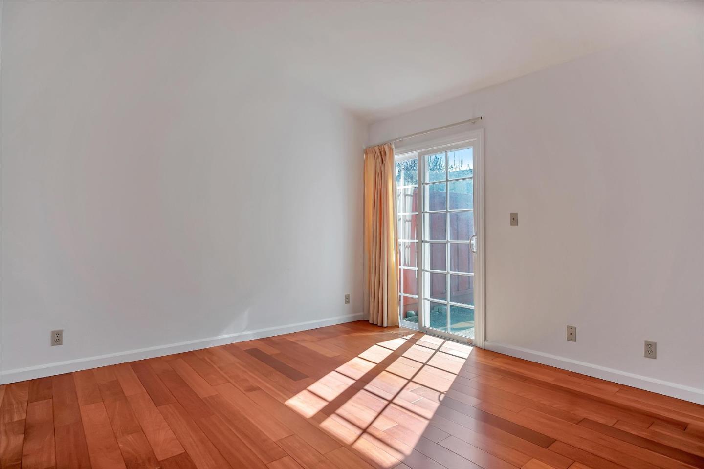 33872 Capulet CIR