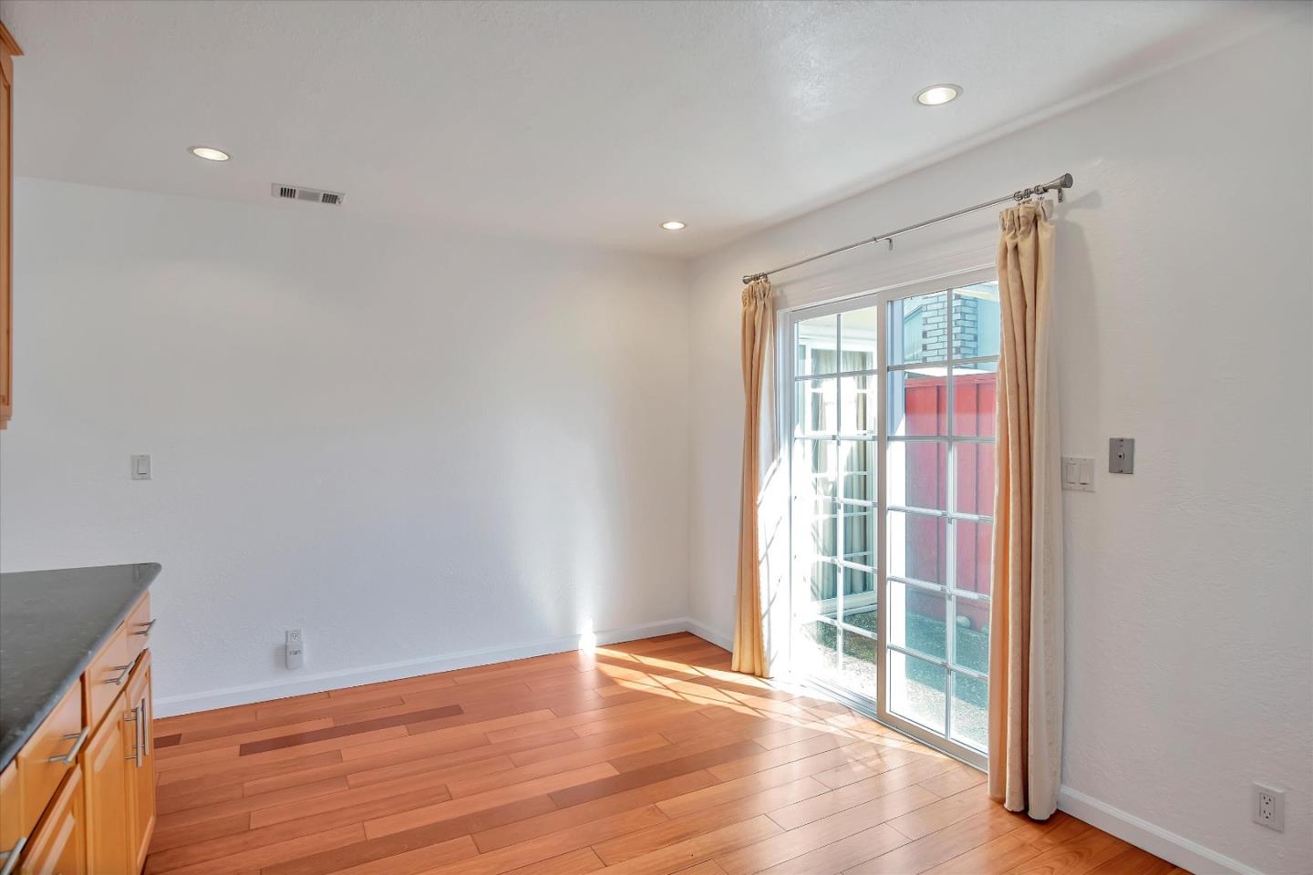 33872 Capulet CIR