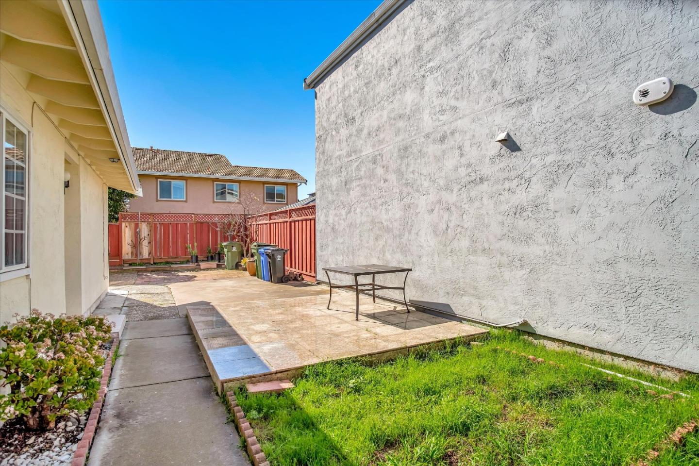 33872 Capulet CIR