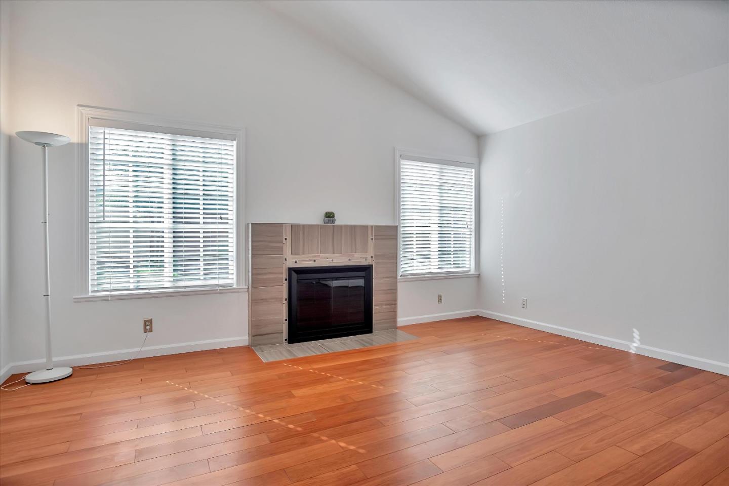 33872 Capulet CIR