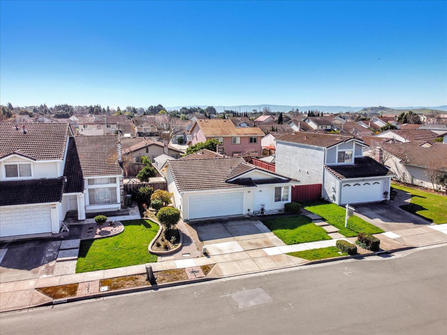 33872 Capulet CIR