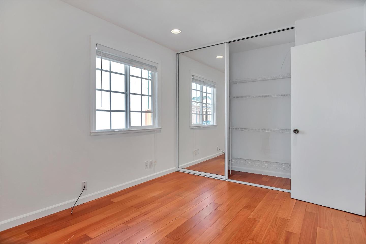 33872 Capulet CIR