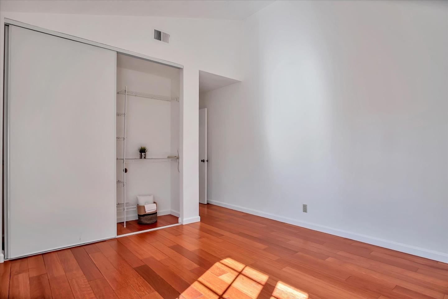 33872 Capulet CIR