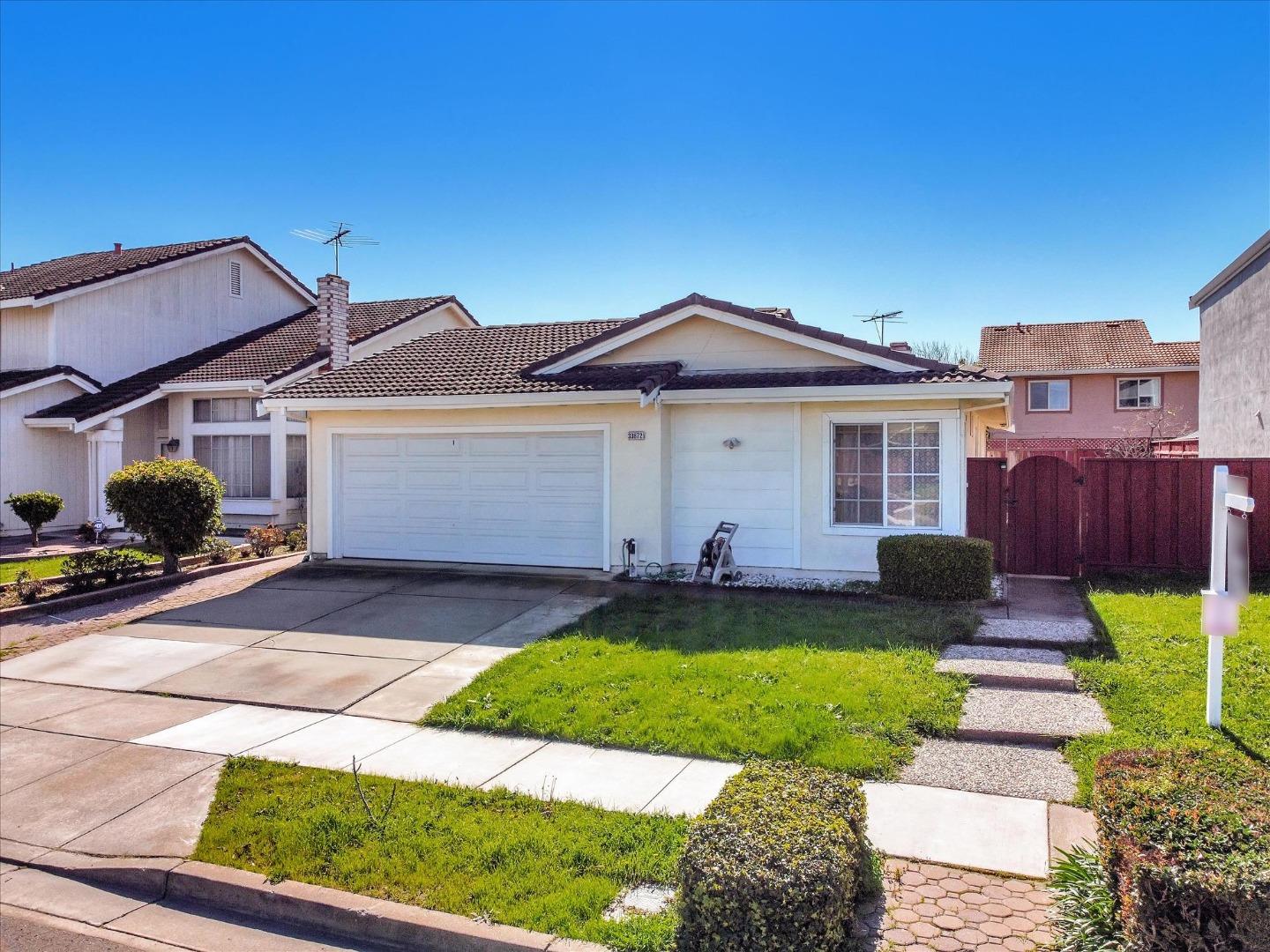 33872 Capulet CIR