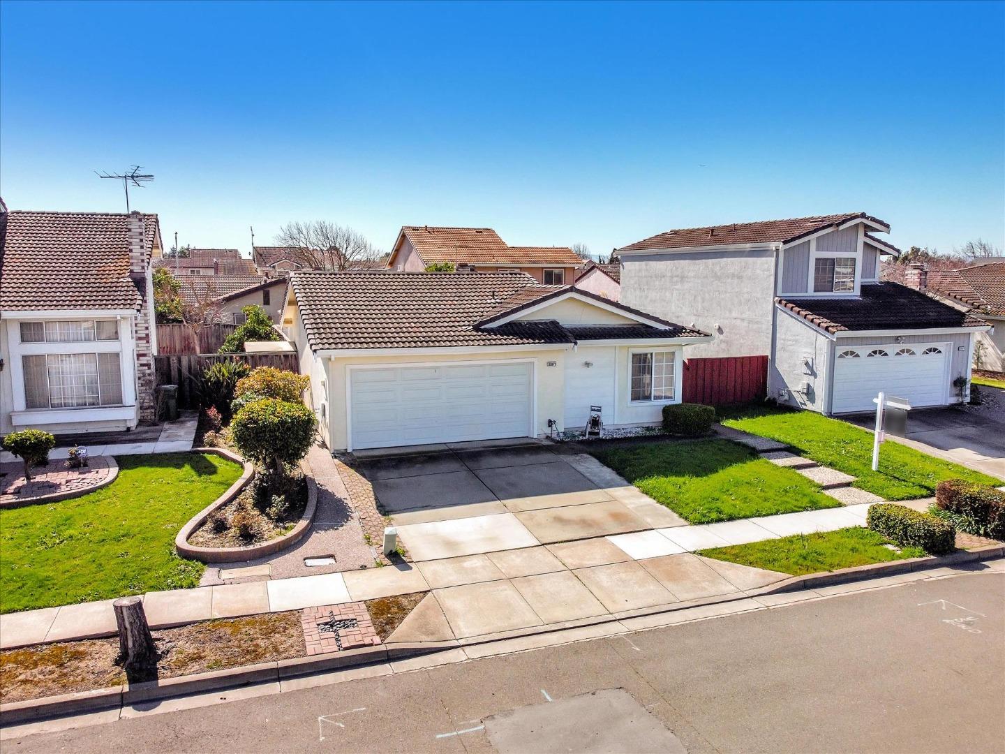 33872 Capulet CIR