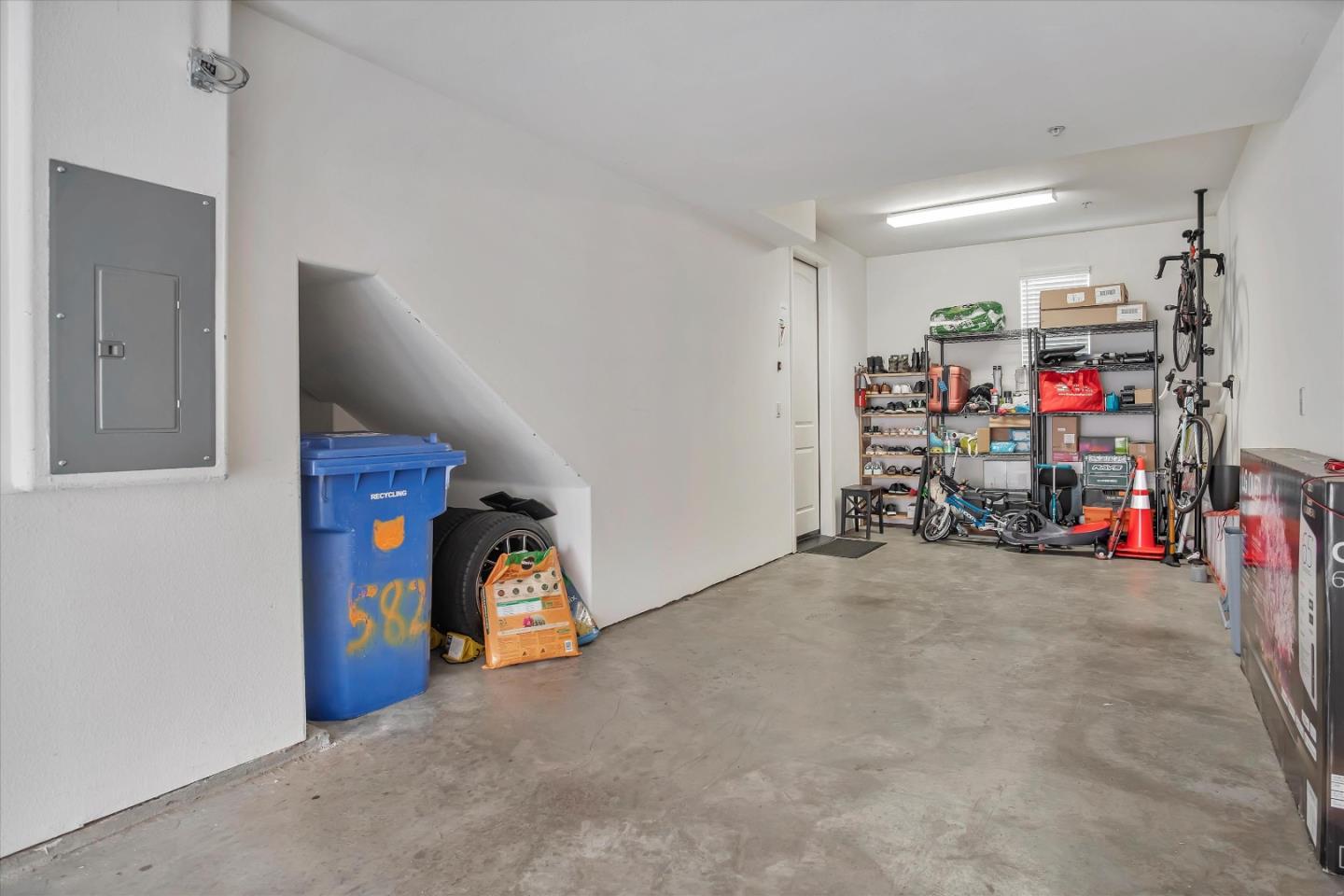 5822 Riley WAY