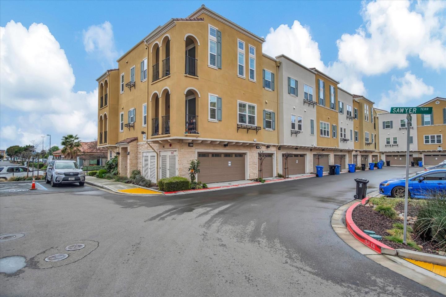 5822 Riley WAY