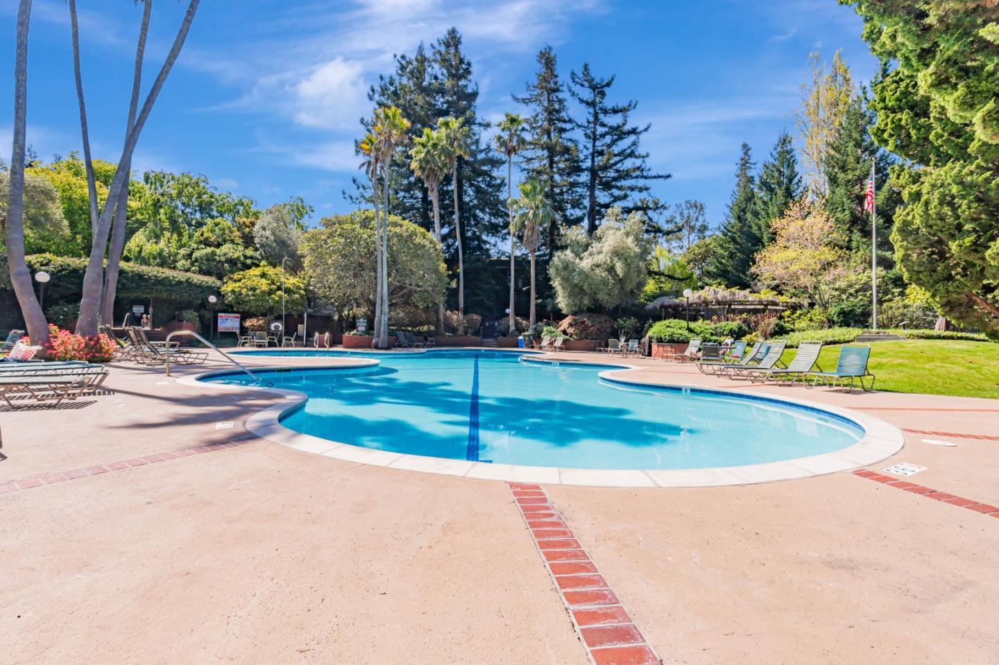 8351 Shelter Creek LN