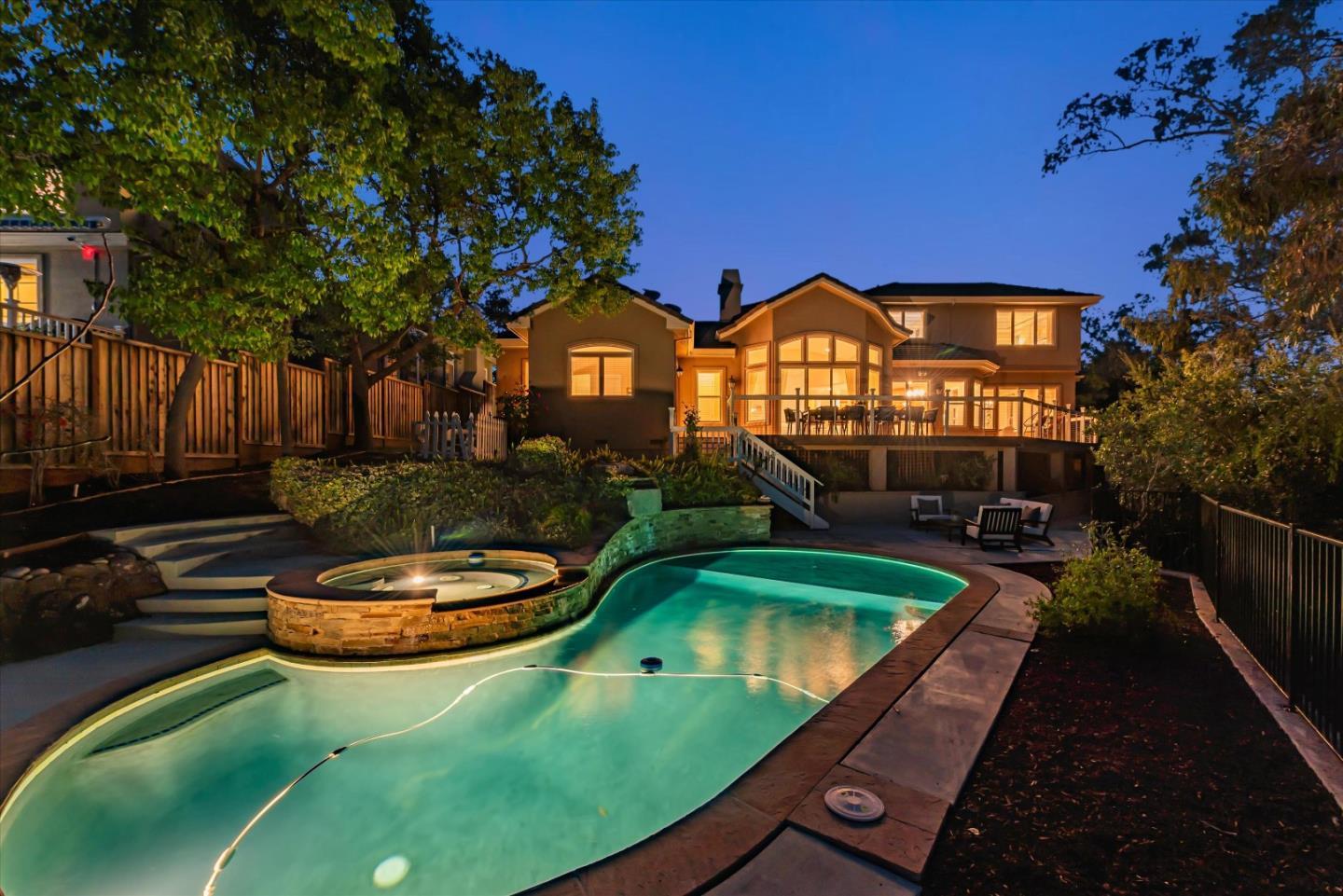 10108 Crescent Court