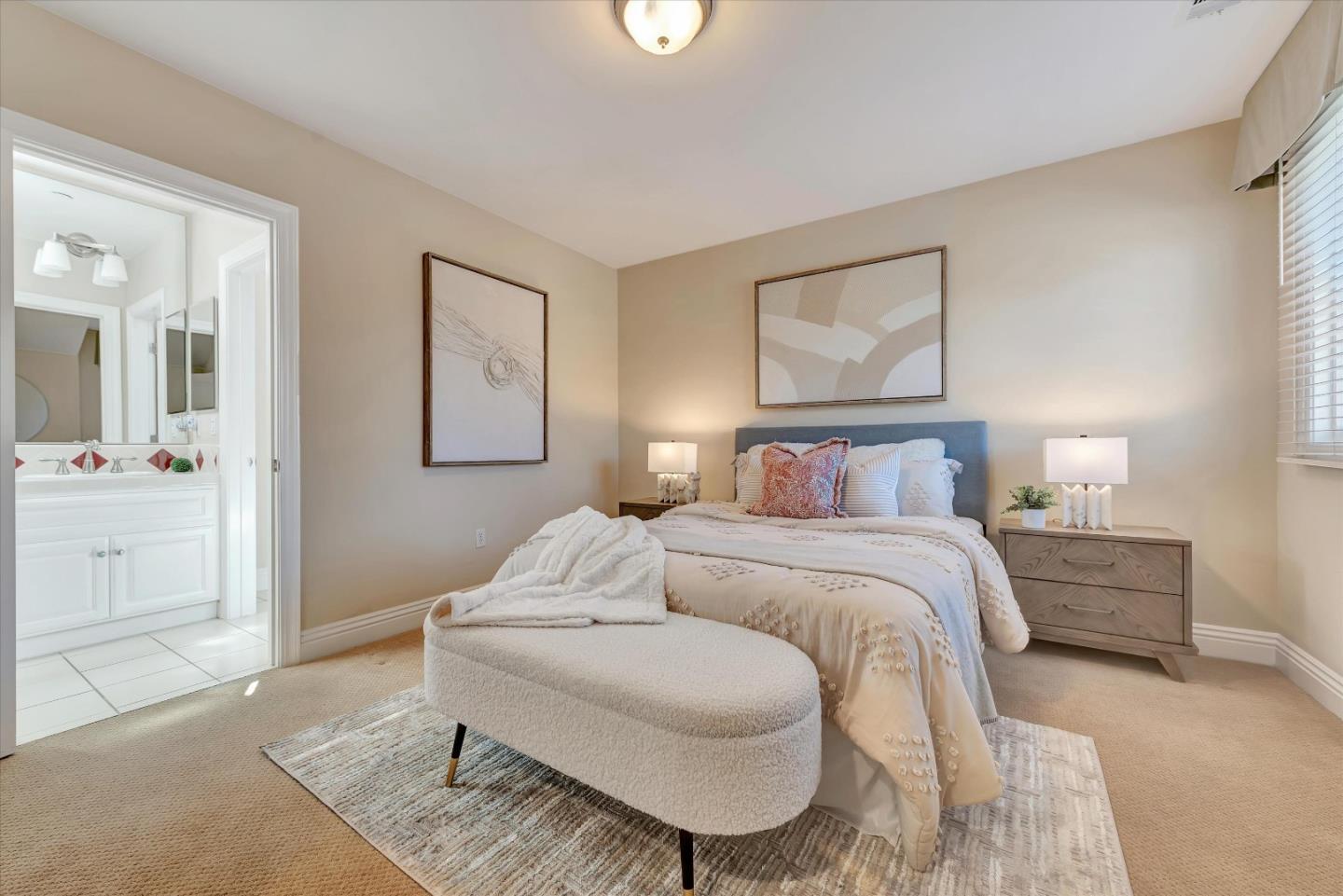 10108 Crescent Court