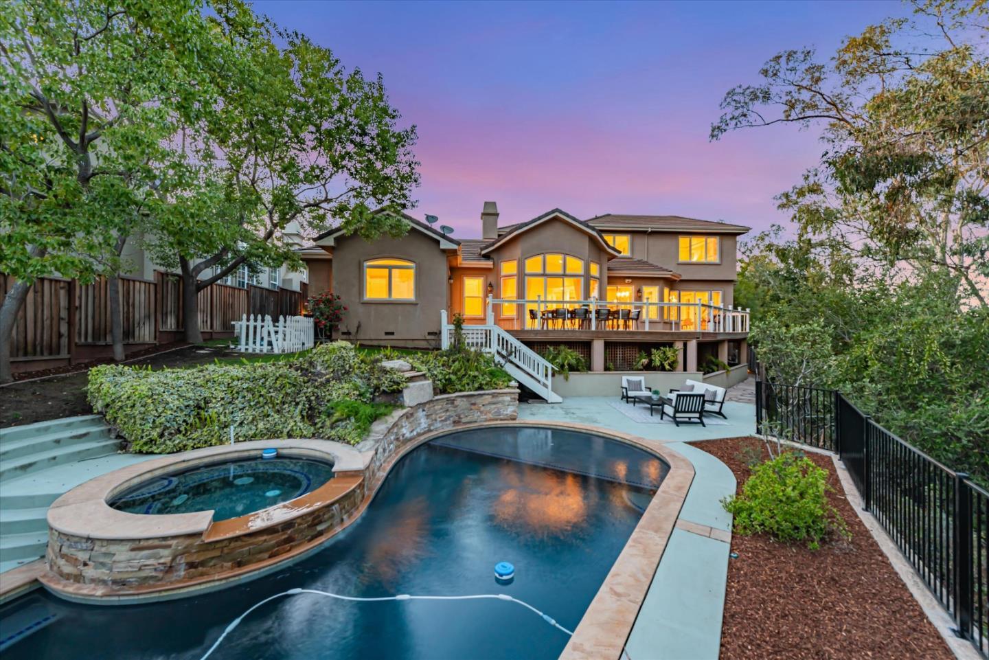 10108 Crescent Court