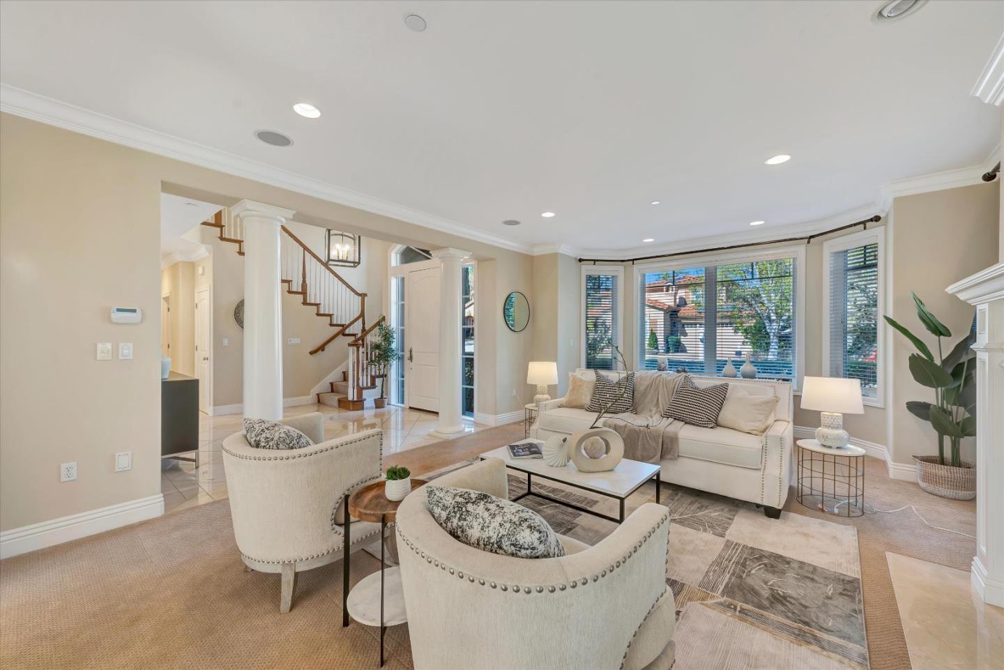 10108 Crescent Court