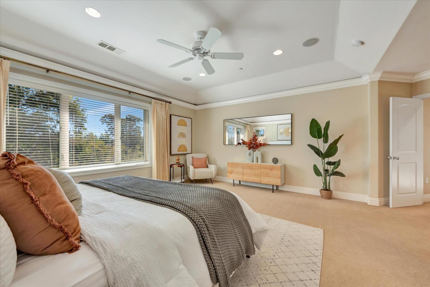 10108 Crescent Court