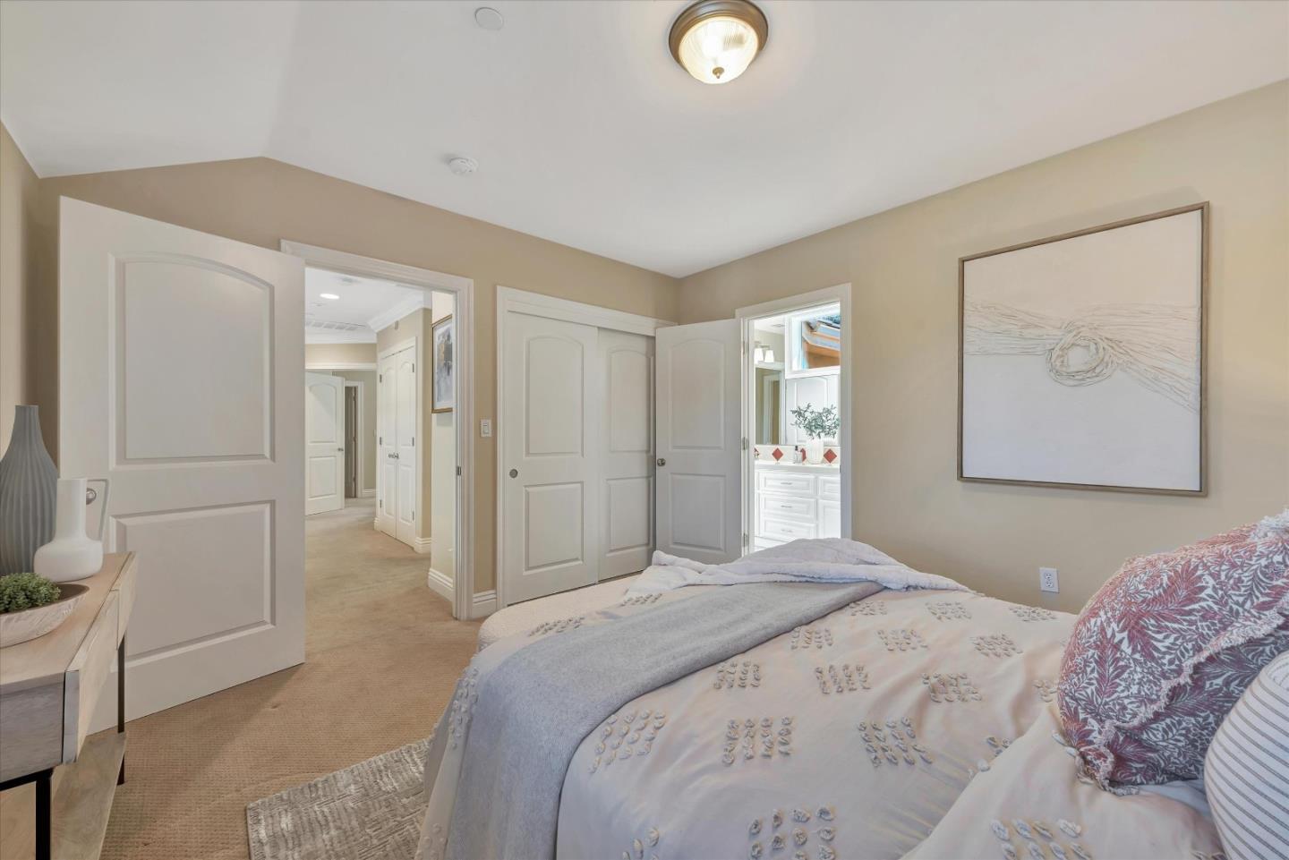 10108 Crescent Court