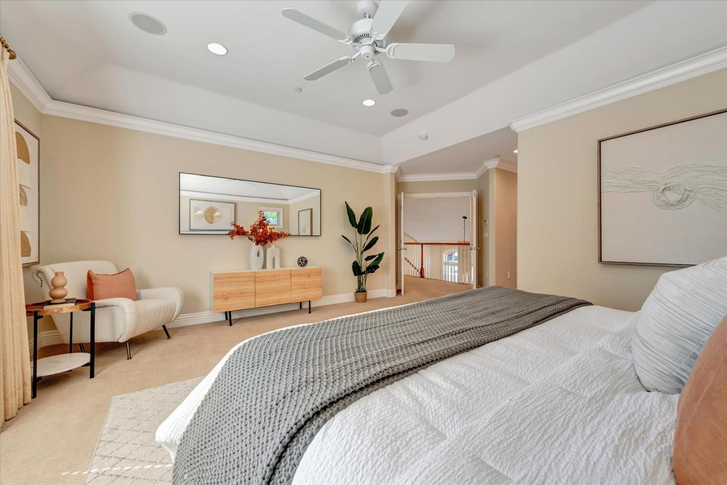 10108 Crescent Court