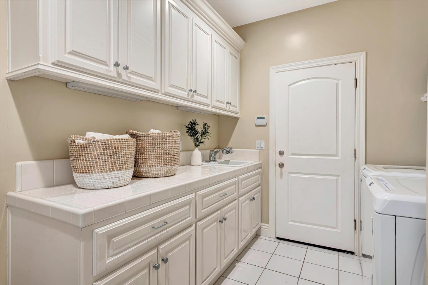 10108 Crescent Court