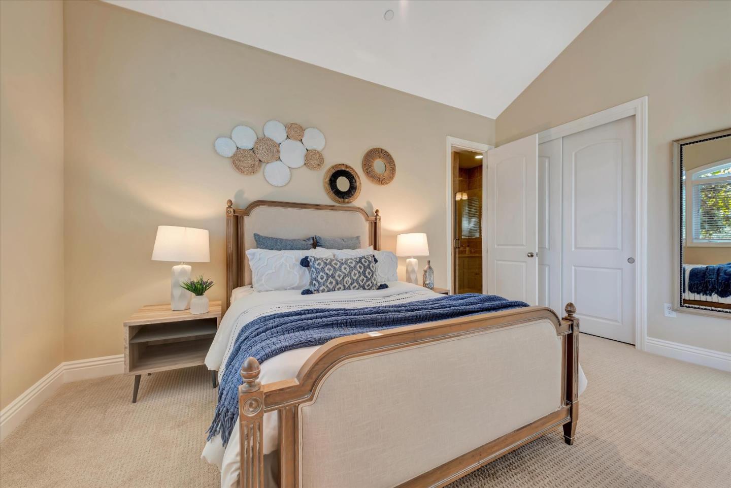 10108 Crescent Court